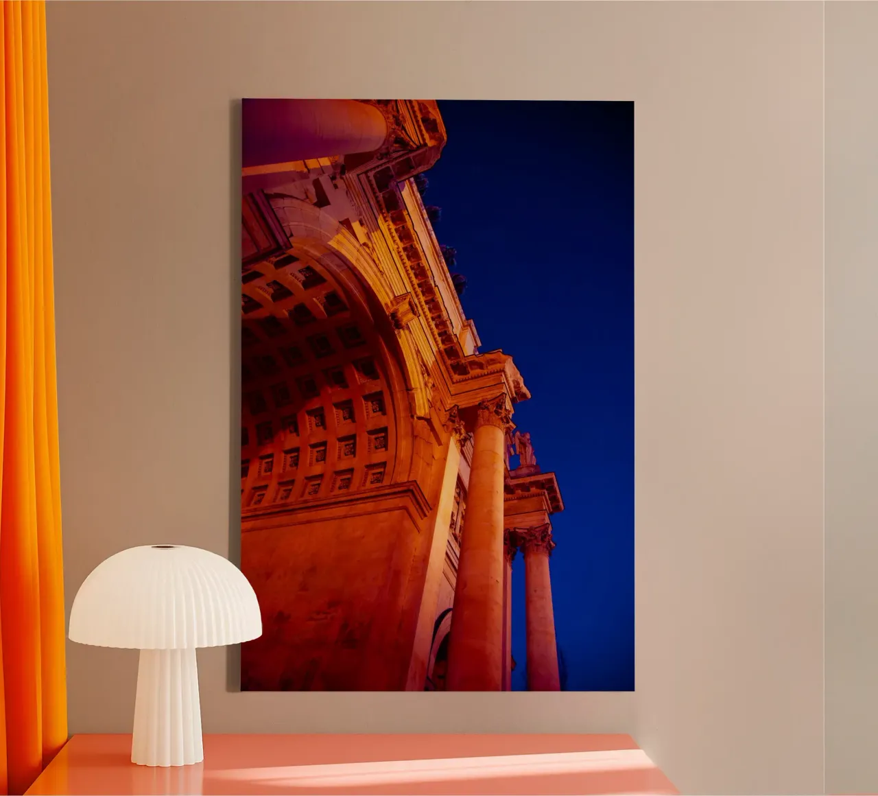 München Siegestor Red tela con Cornice a cassetta da Flo Klein