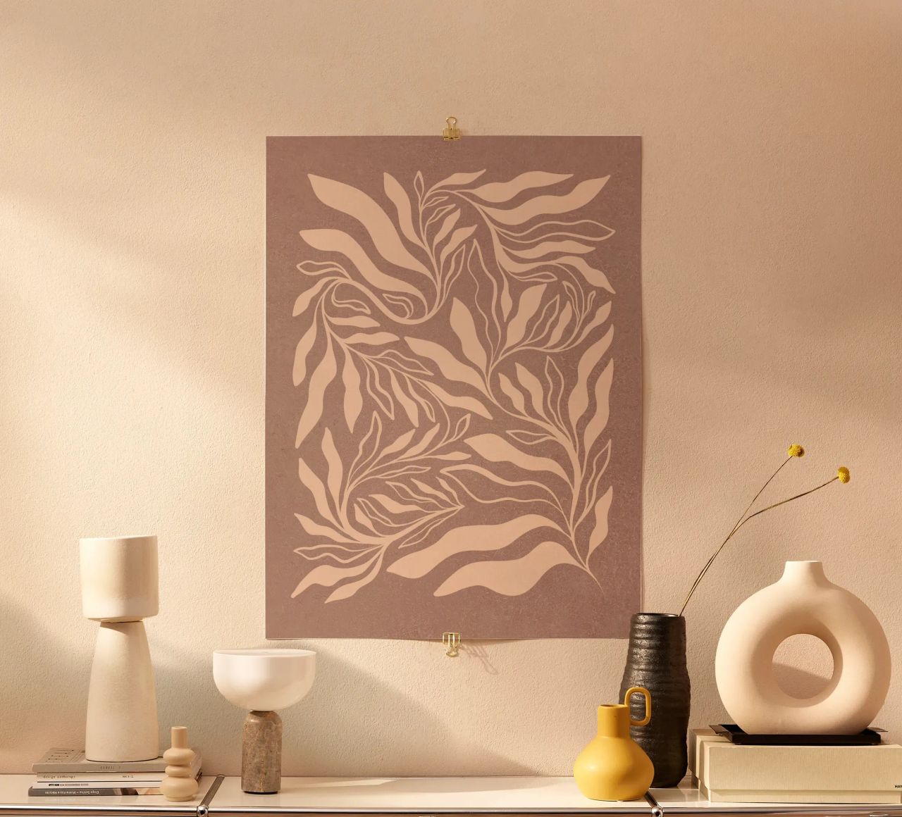 Boho Botanical - Warmes, strukturiertes Mokka-Mousse Poster von Dominique Vari