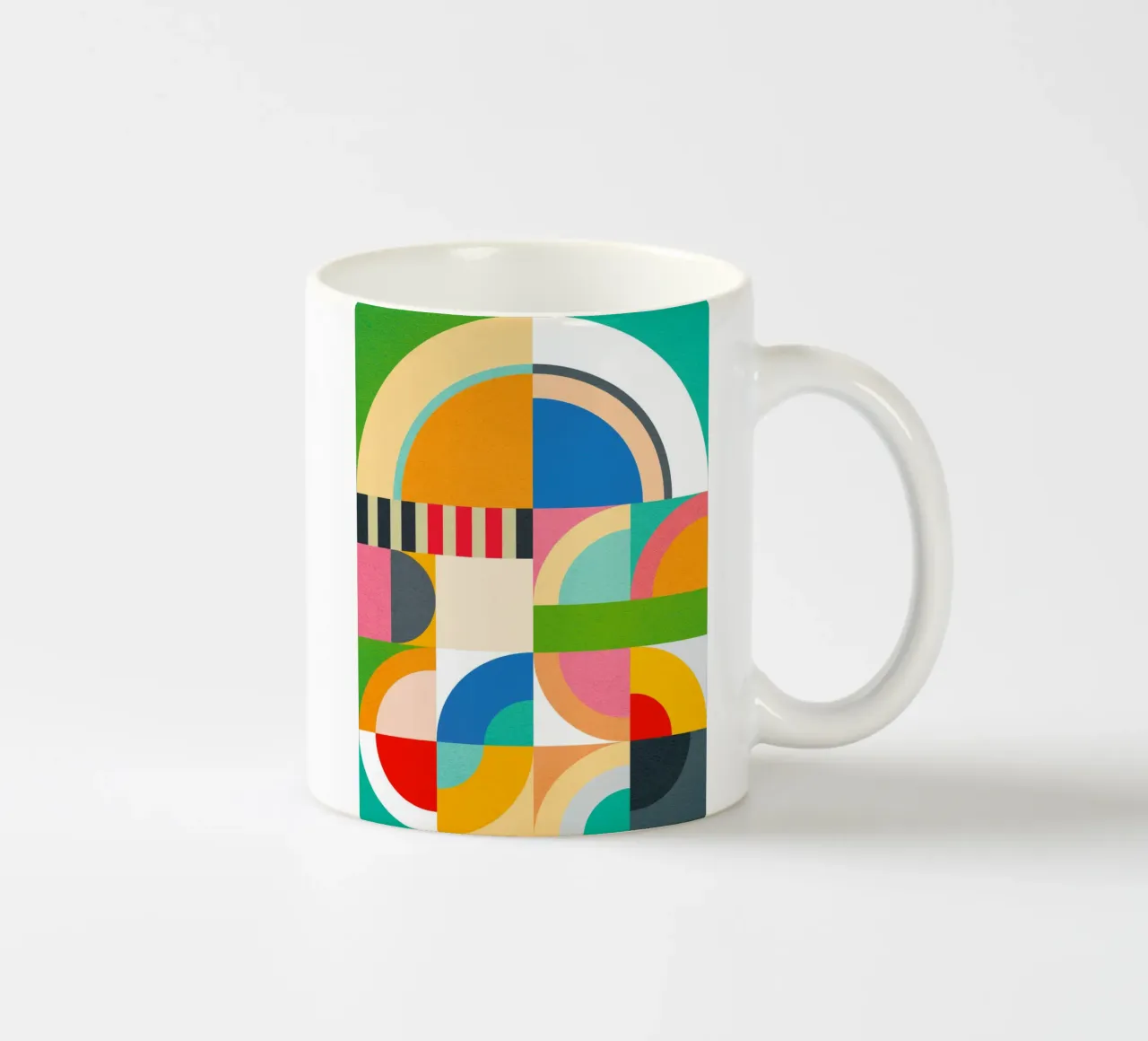 Geometria Bauhaus vivace e giocosa tazza in ceramica da Dominique Vari Abstract