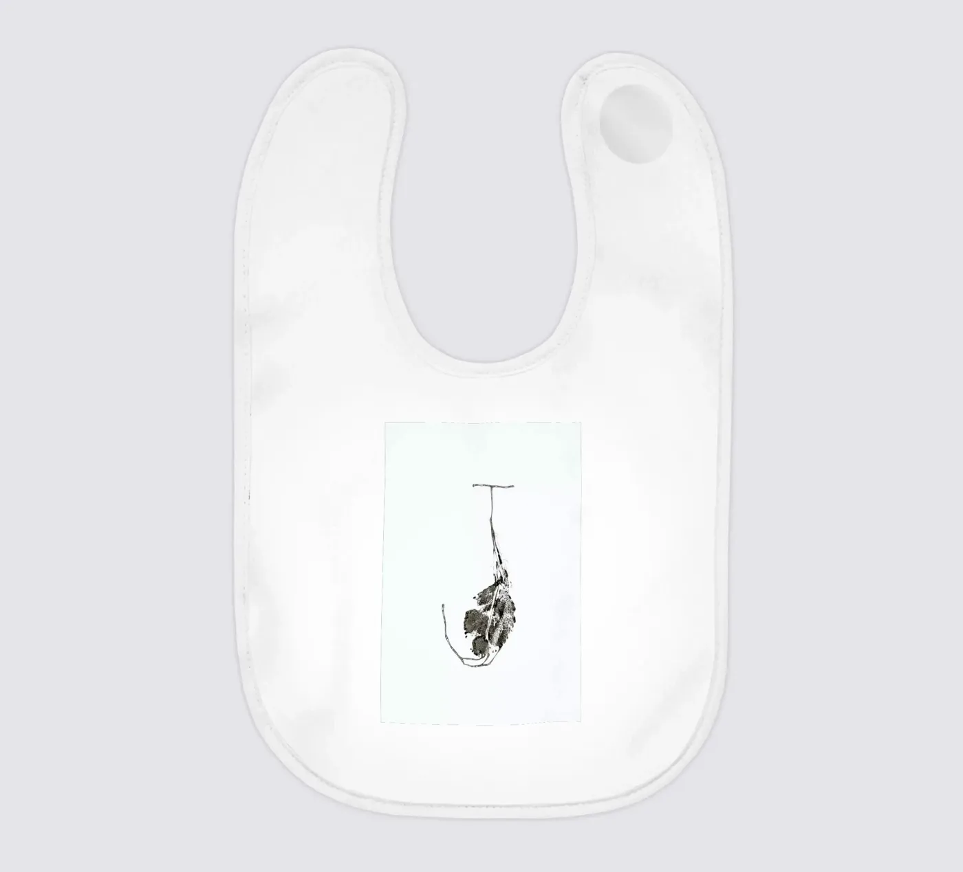 J Babylätzchen von Marina Guiu