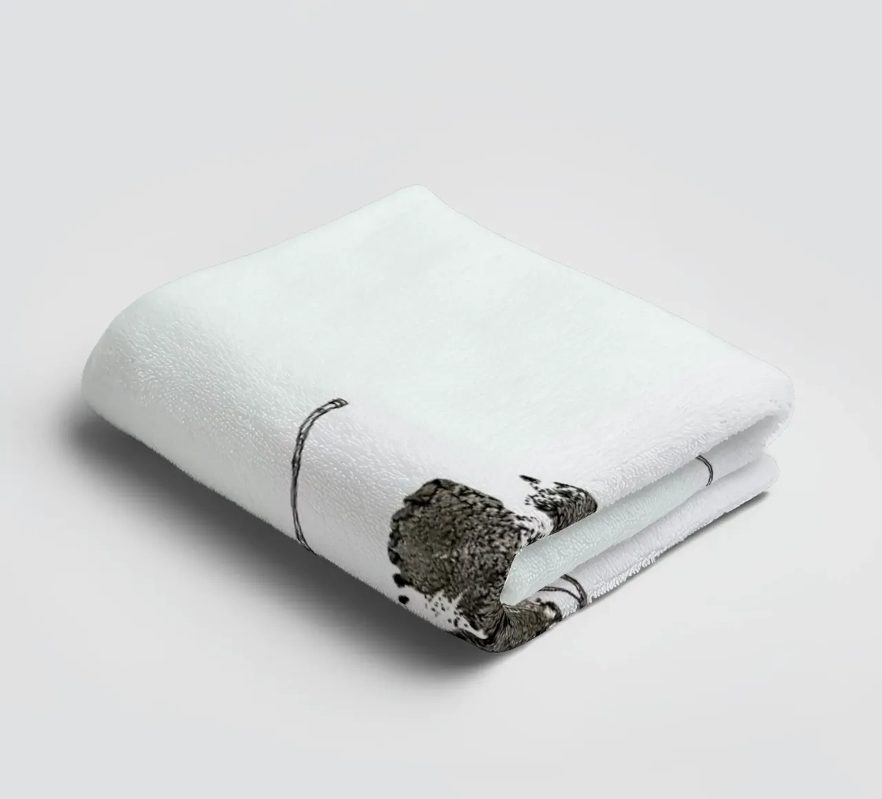 J towel by Marina Guiu