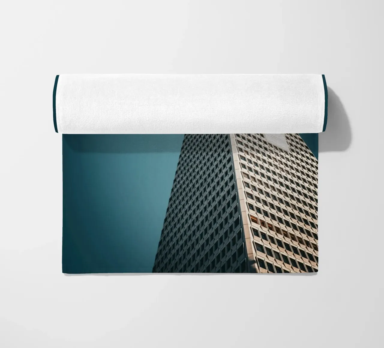 Skyscraper telo mare da Flo Klein