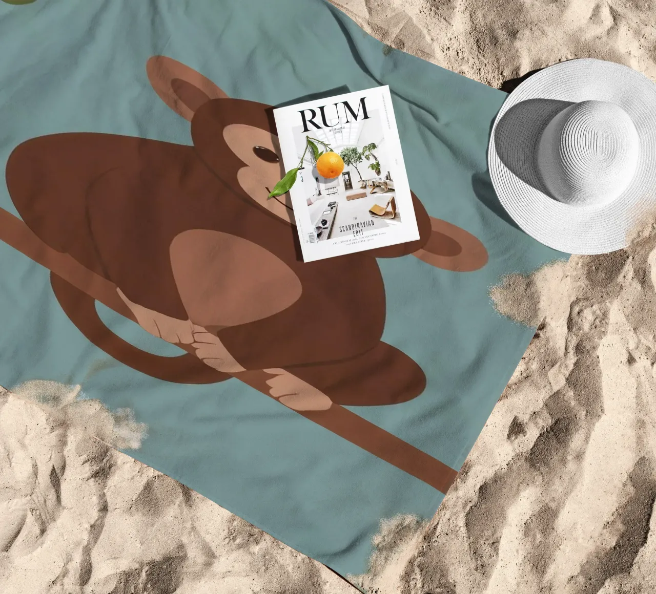 Vriendelijke aap strandhanddoek van SnoopyAnimals