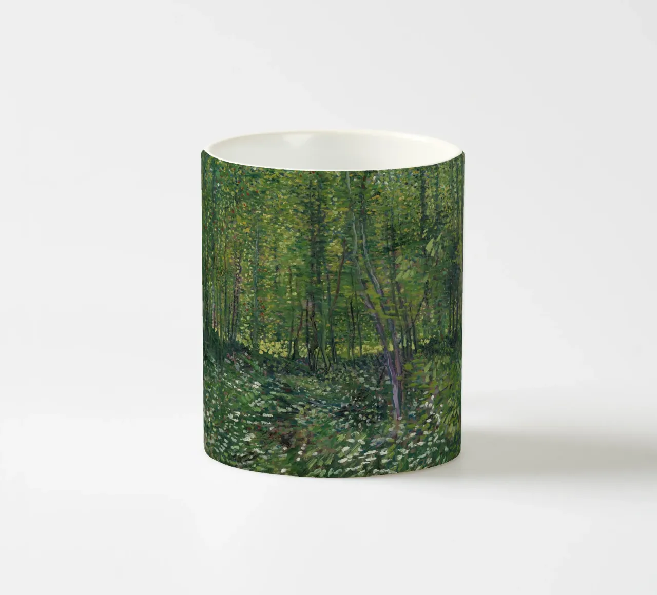 Vincent van Gogh - Alberi e sottobosco tazza in ceramica da Timeless Artworks