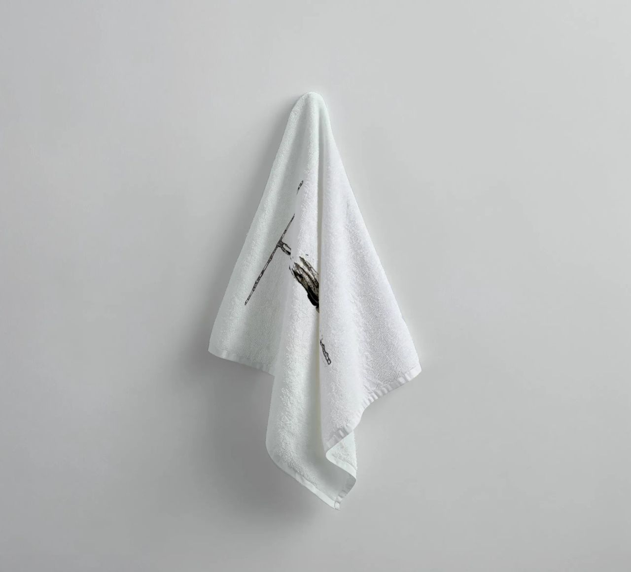 T towel by Marina Guiu