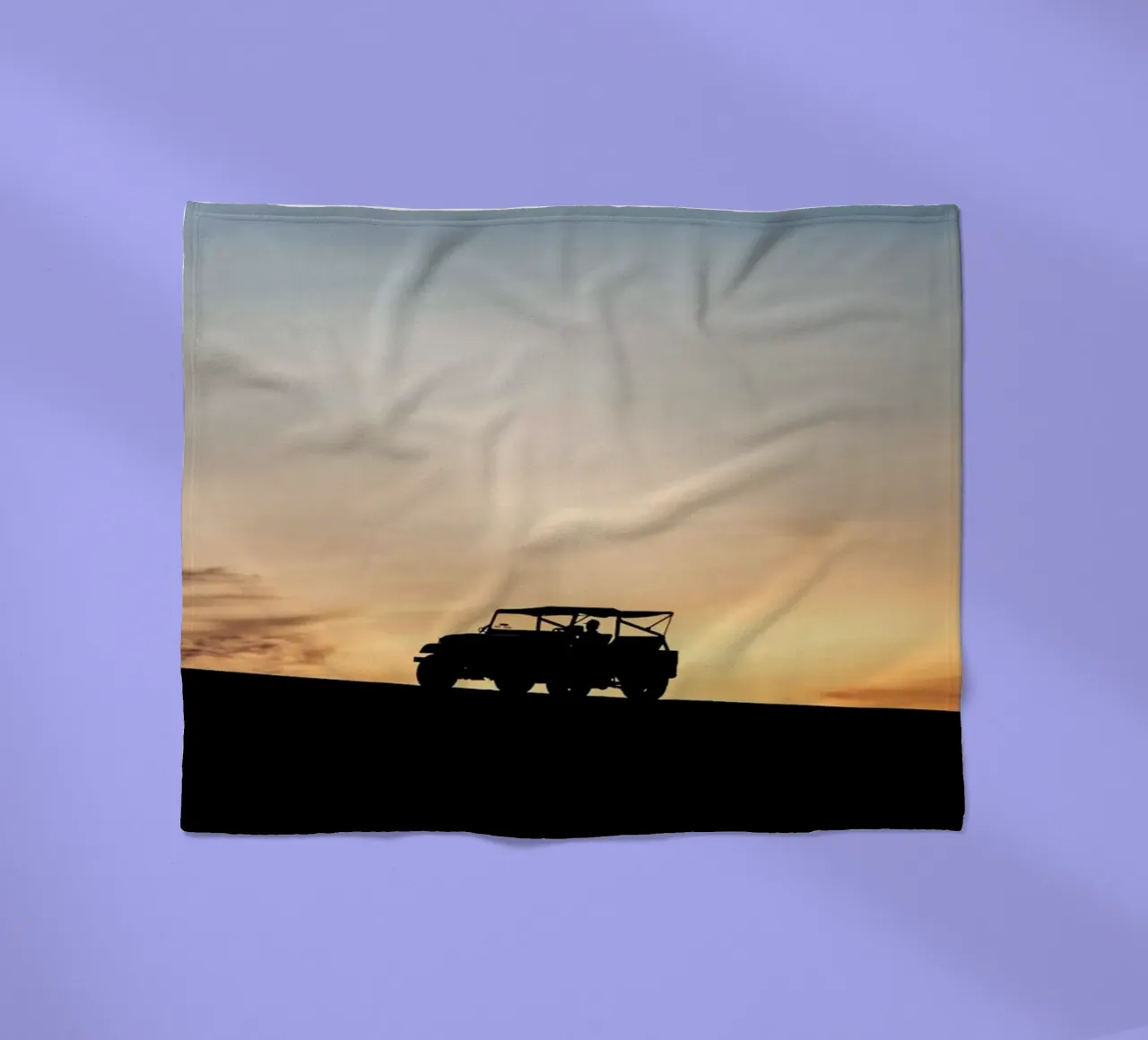 Sunset Sillhouettes coperta in pile da Charlotte Curd