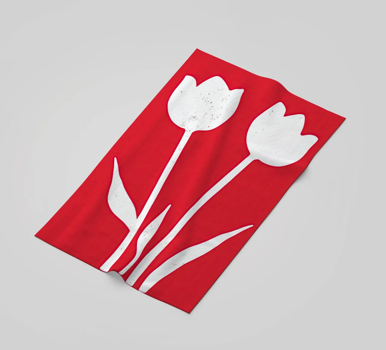 Tulipani bianchi su rosso | Design minimalista telo mare da Autofocus