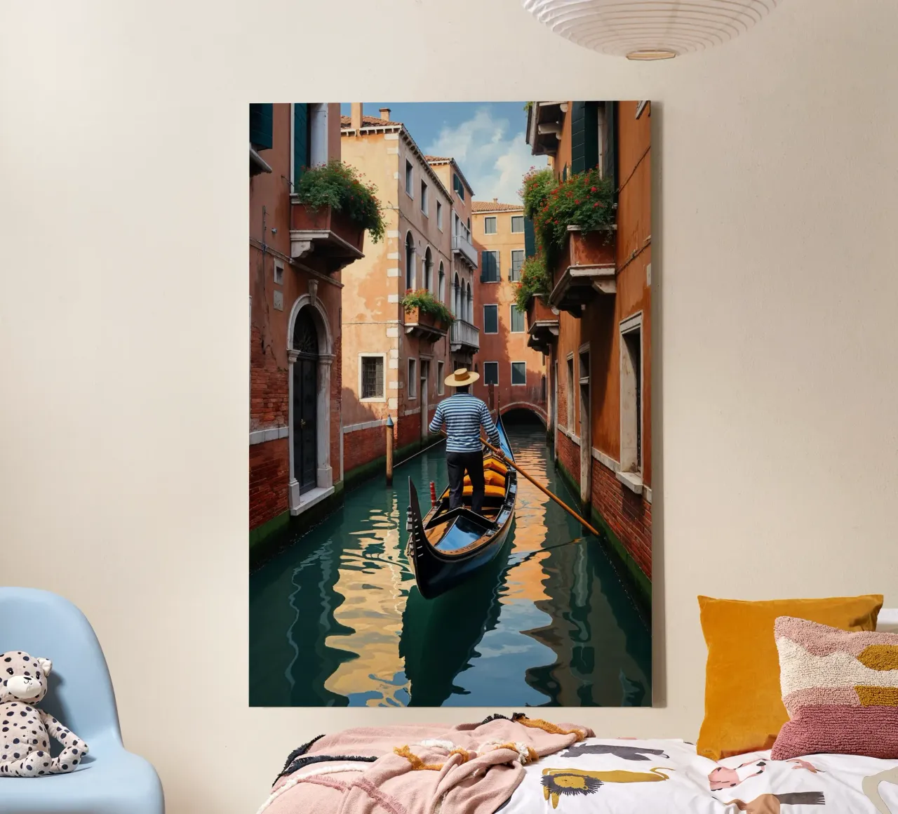 Tranquil Venetian Canal at Golden Hour tela con Cornice a cassetta da AlbertKlee