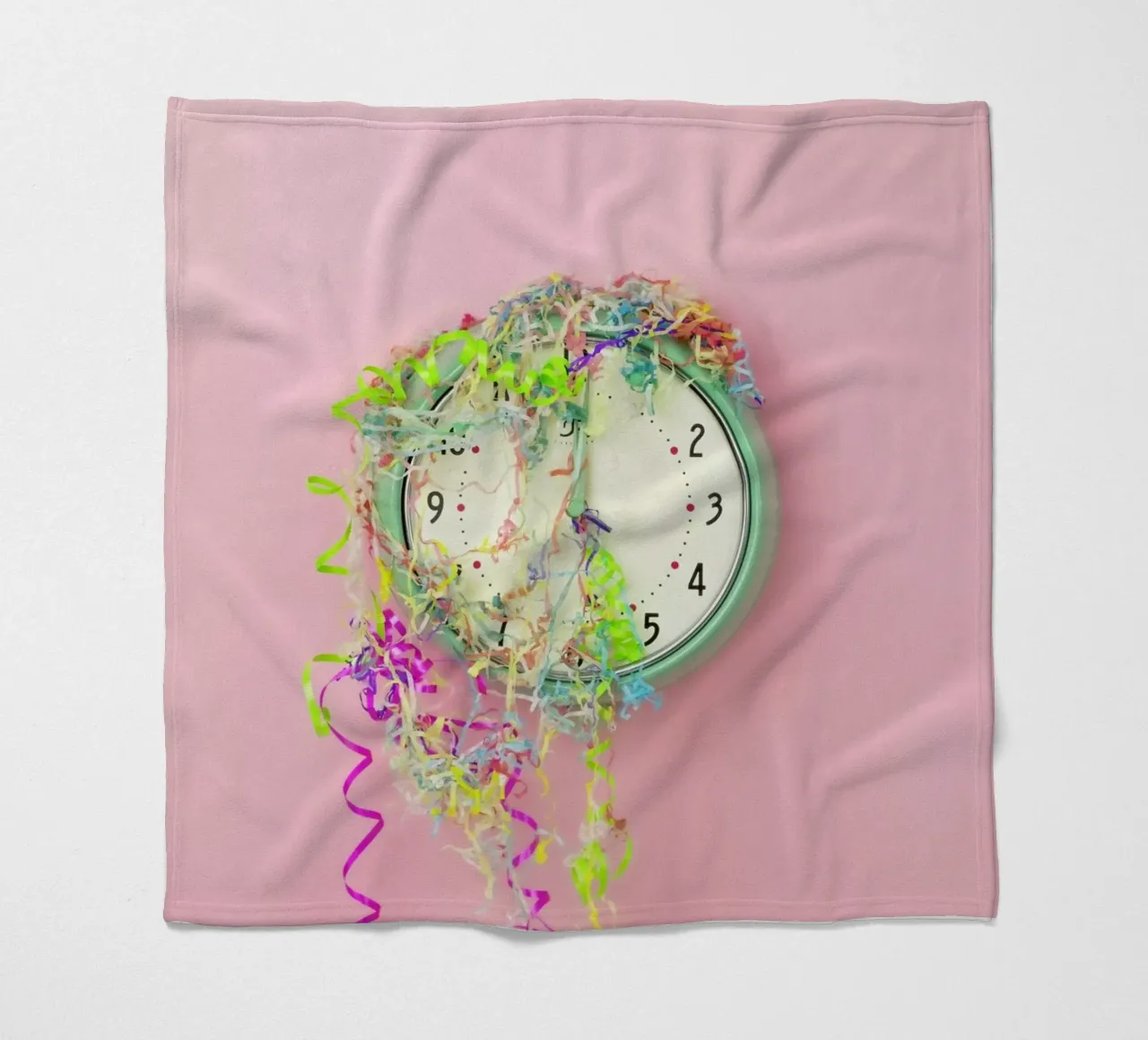 Clock Confetti Fleecedecke von Juj Winn