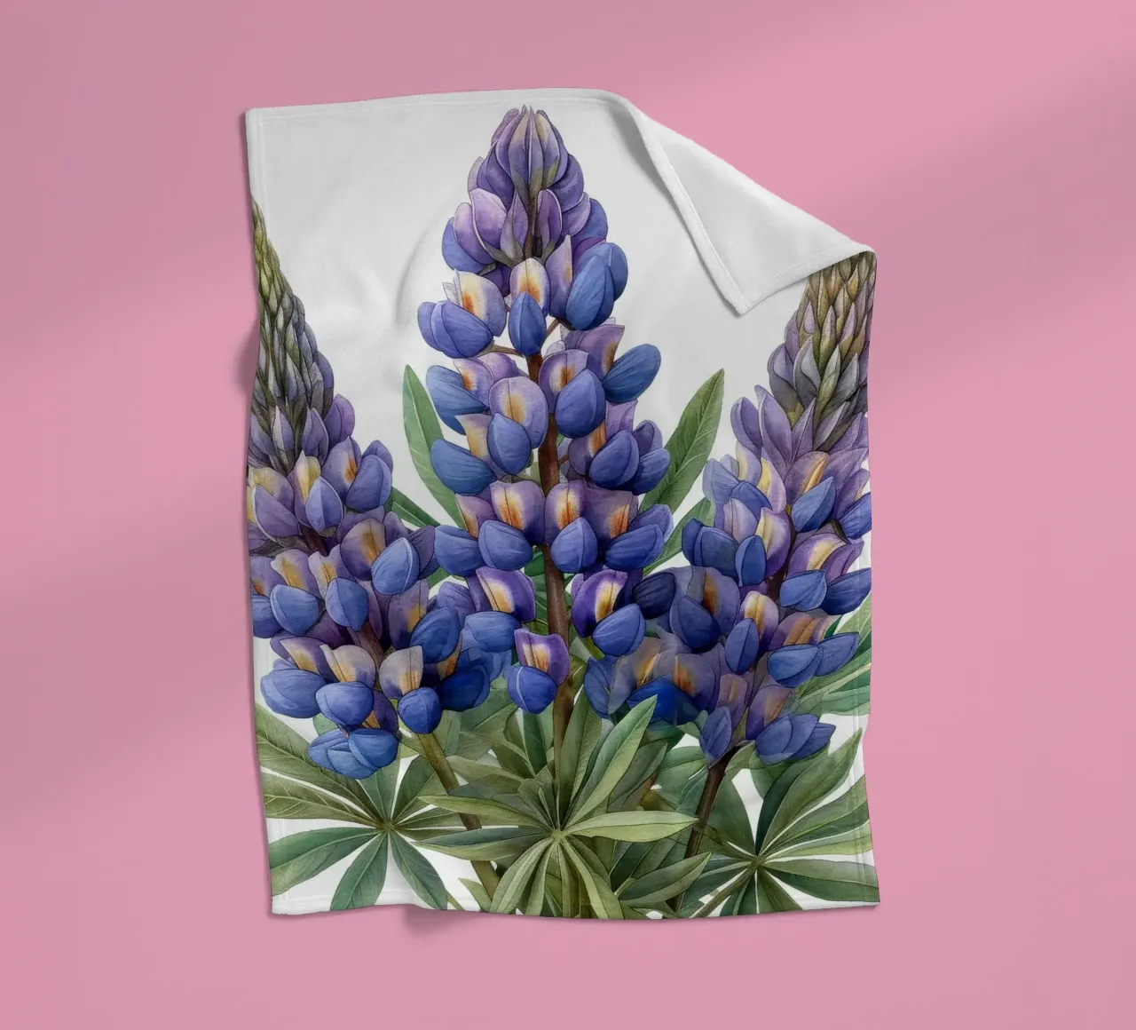 Fiore di lupino 2 coperta in pile da Bold Blooms