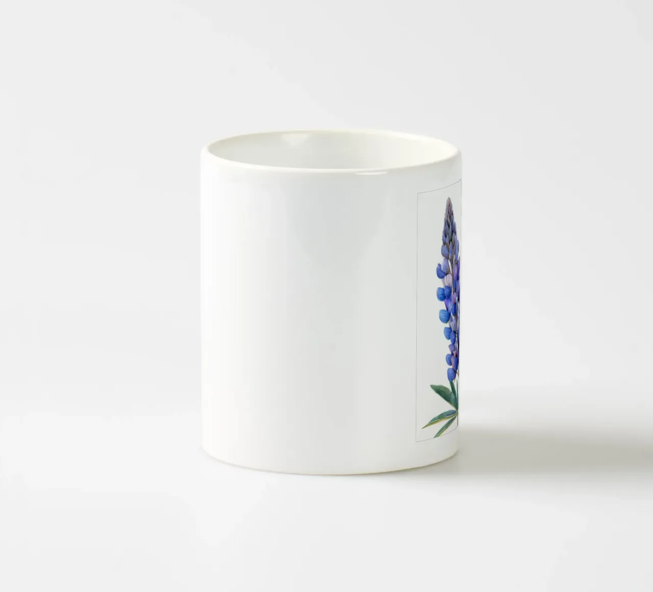 Fiore di lupino 3 tazza in ceramica da Bold Blooms