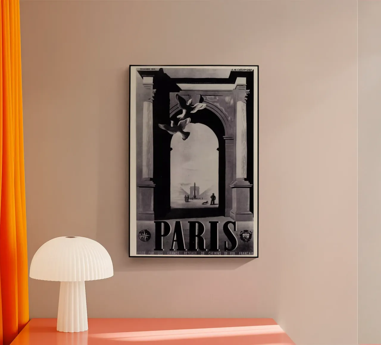 Paris plexiglass da Hemingway Design