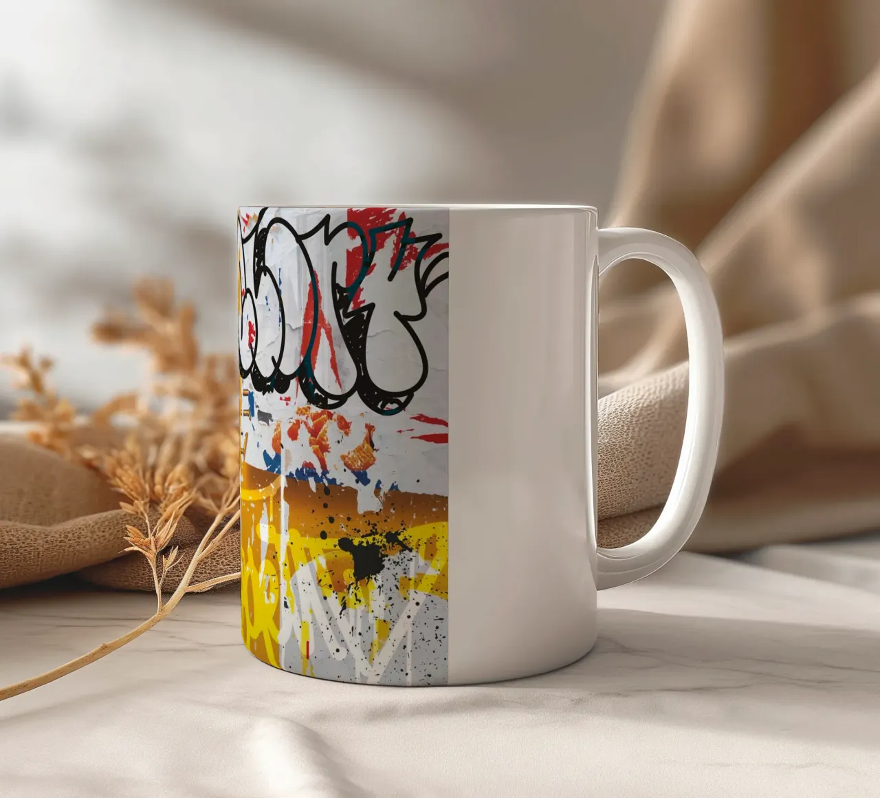 Hello Graffiti Keramik Tasse von Flo Klein