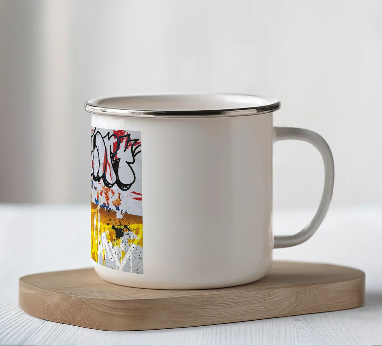 Hello Graffiti tazza in smalto da Flo Klein