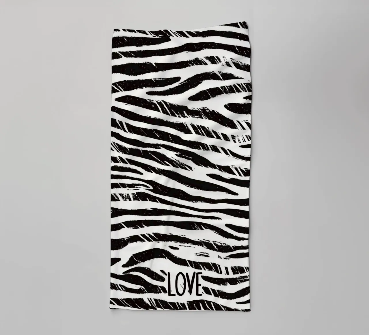 Love | Wave pattern in black and white towel by Autofocus