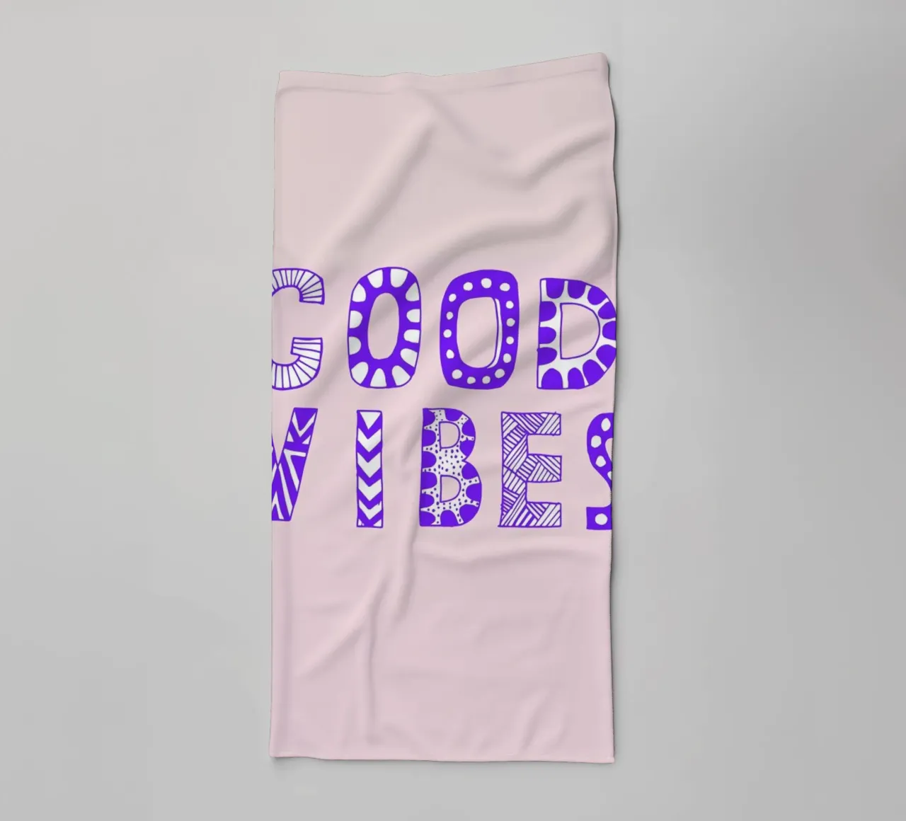 Good Vibes Pink asciugamano da bagno da Vasare Nar