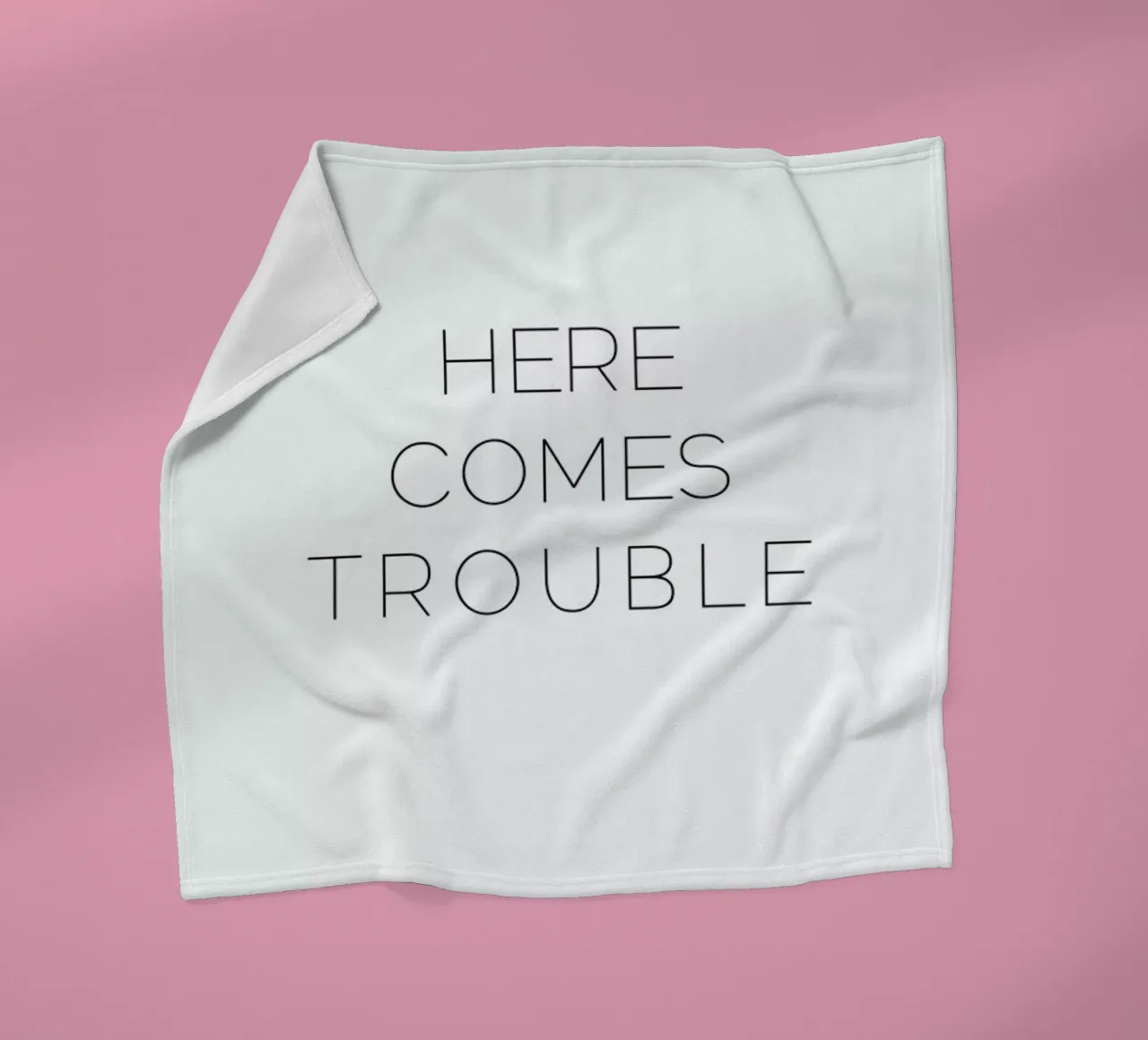 Trouble coperta in pile da Leah Flores