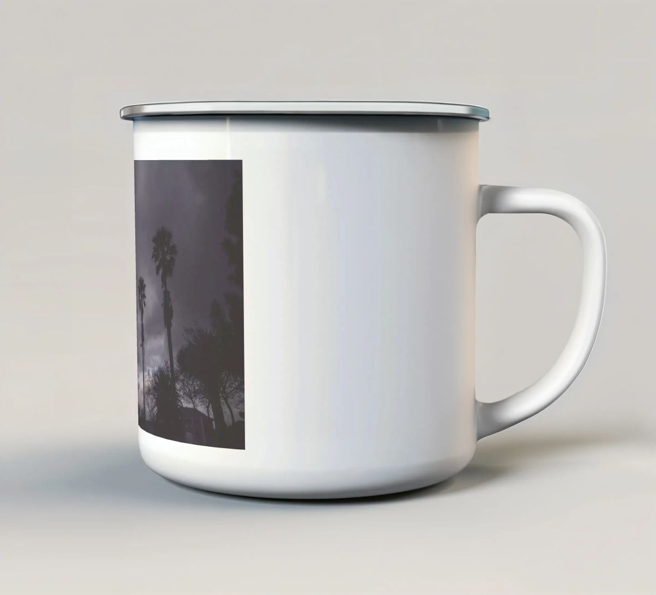 Way Home tazza in smalto da Chris Abatzis