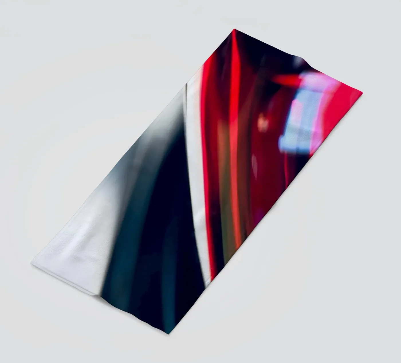 Light 5 strandhanddoek van Flo Klein Gallery