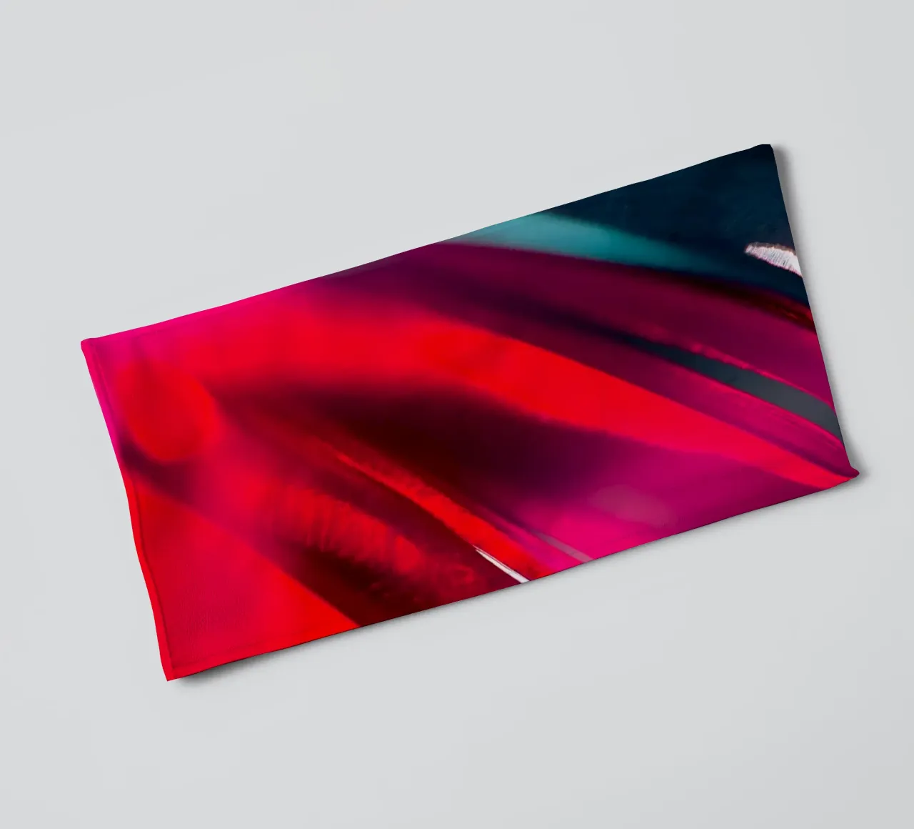 Light 5 towel by Flo Klein