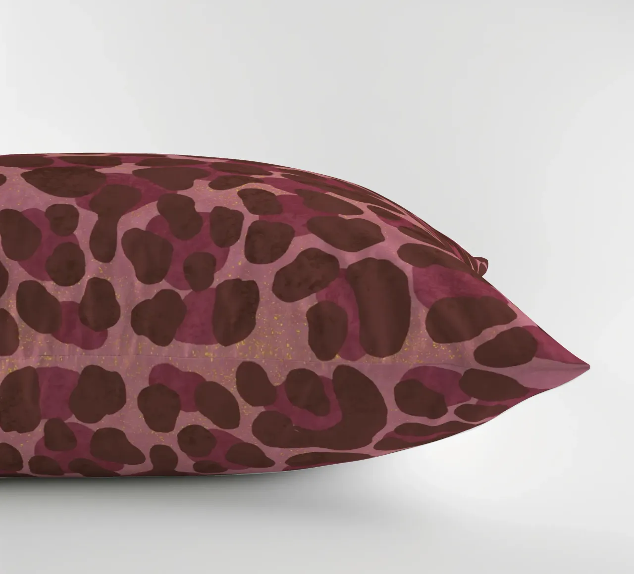 Stampa Leoparden. Espresso-Rosé con oro. Cuore selvaggio. cuscino da CalliLetters
