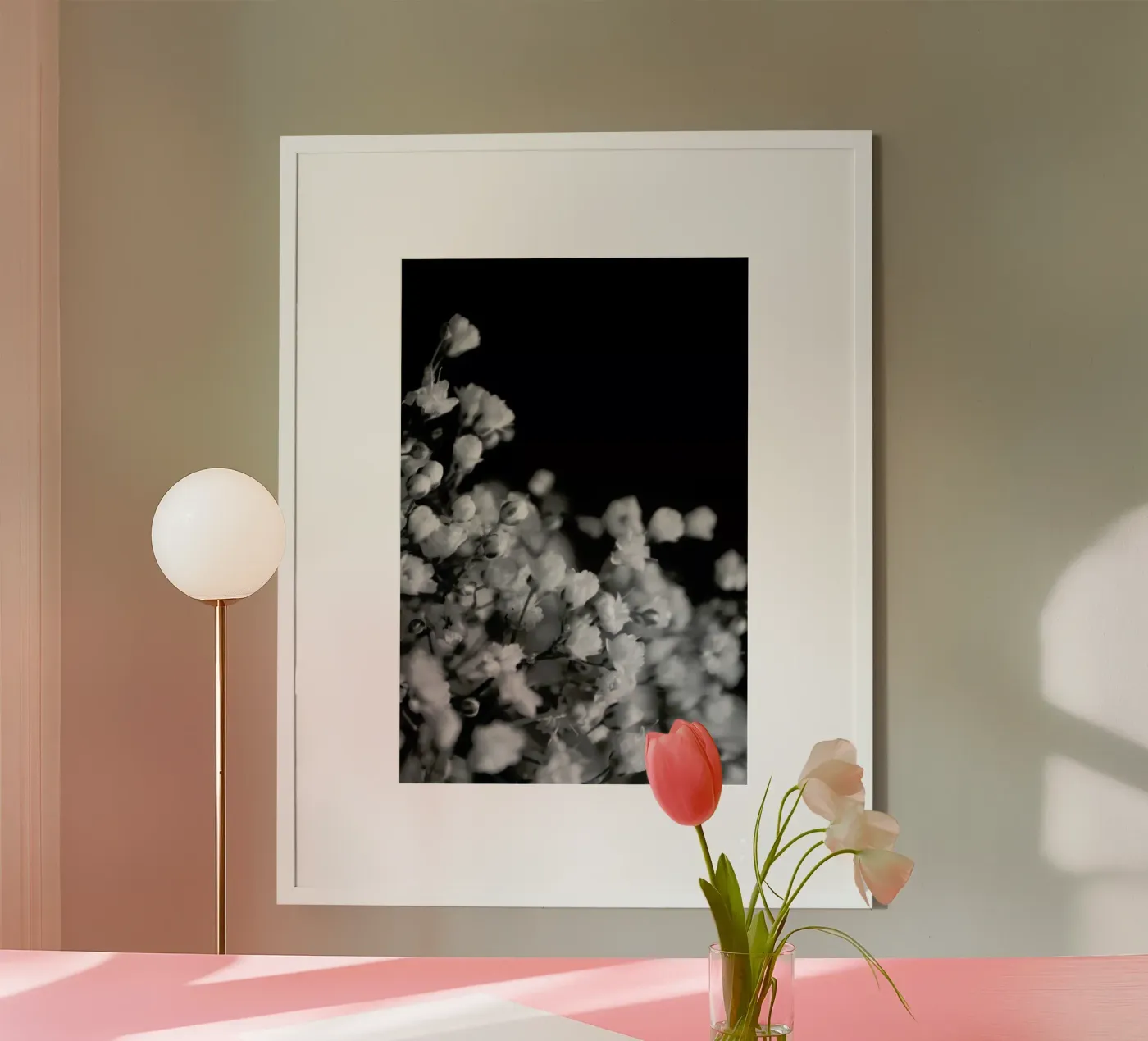 Bloom I poster van Victoria Frost