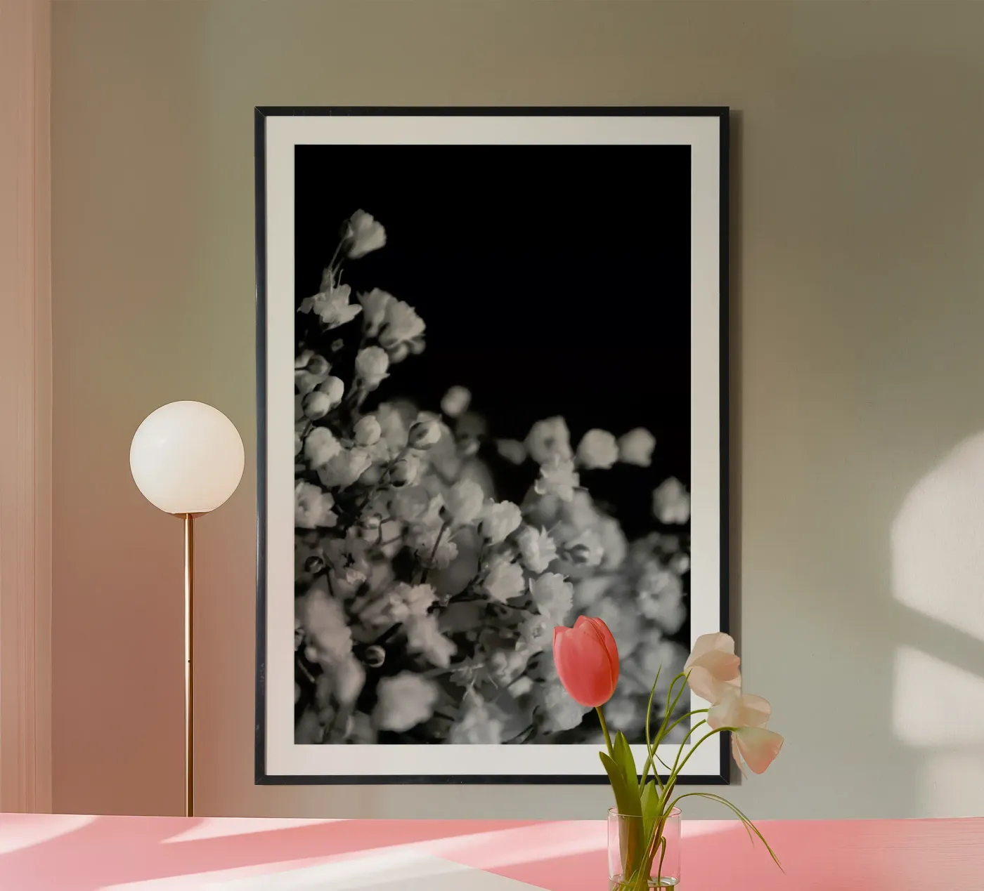 Bloom I poster van Victoria Frost