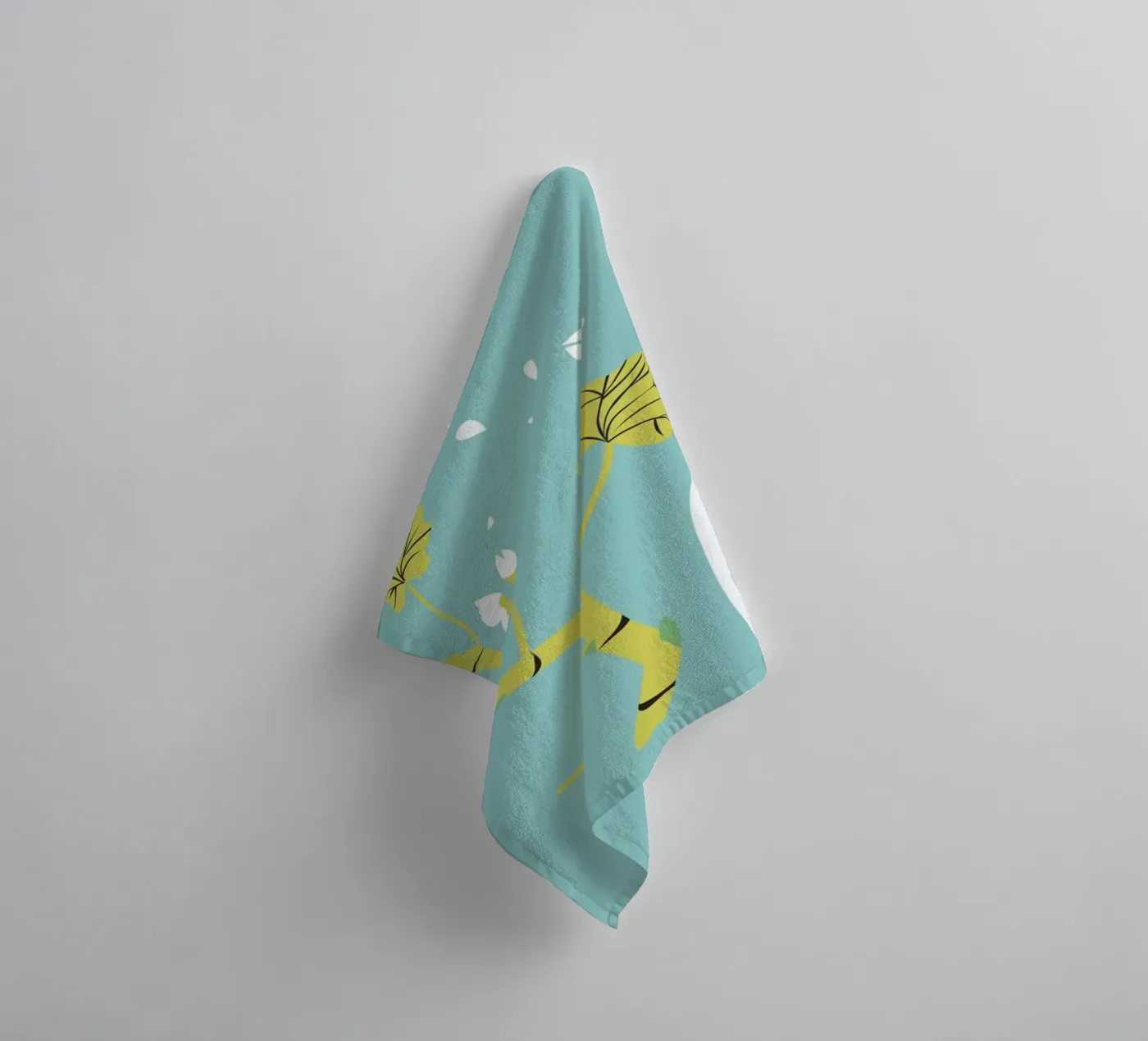 Geranium Blue badhanddoek van Monika Aichele