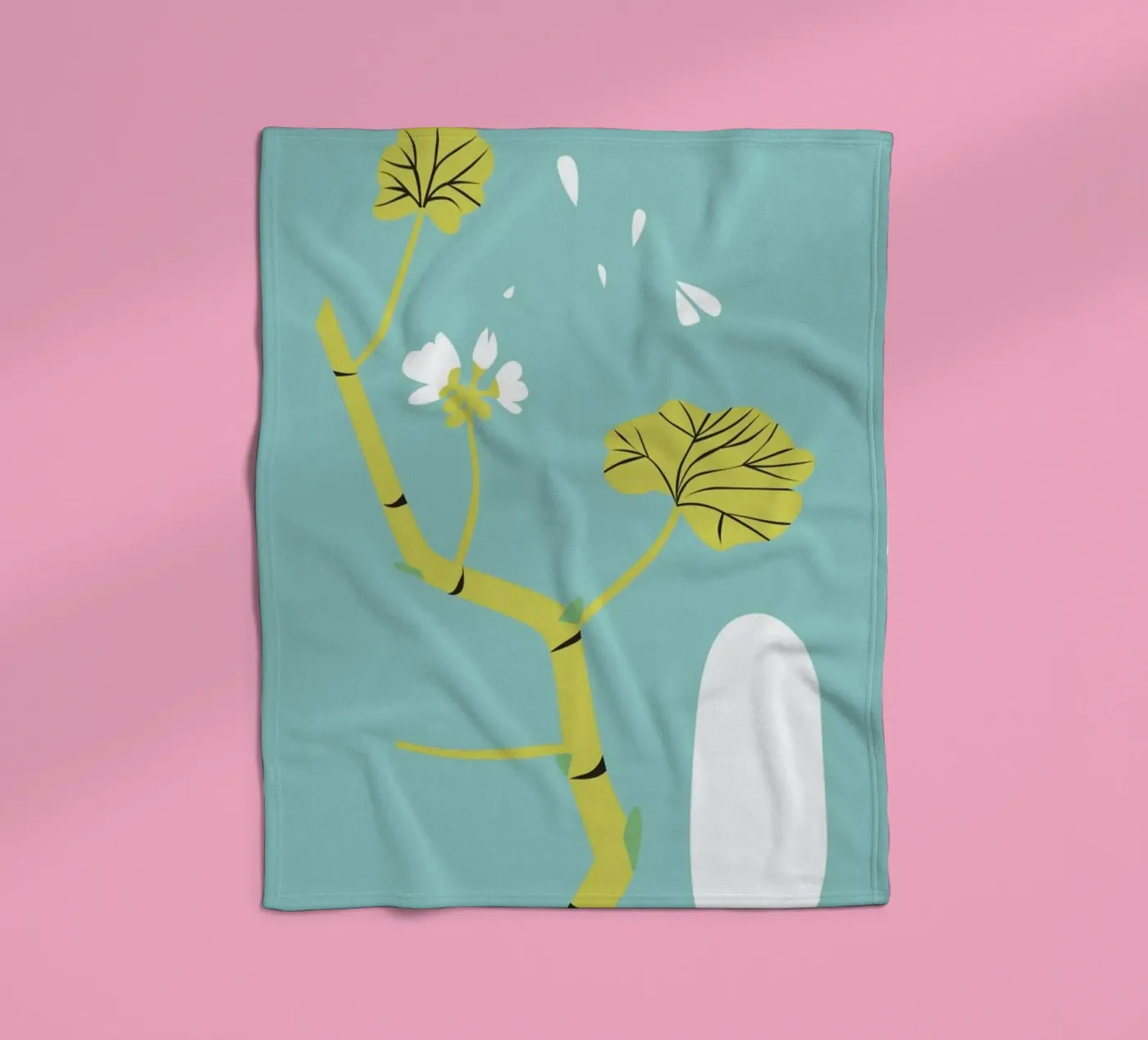 Geranium Blue Fleecedecke von Monika Aichele