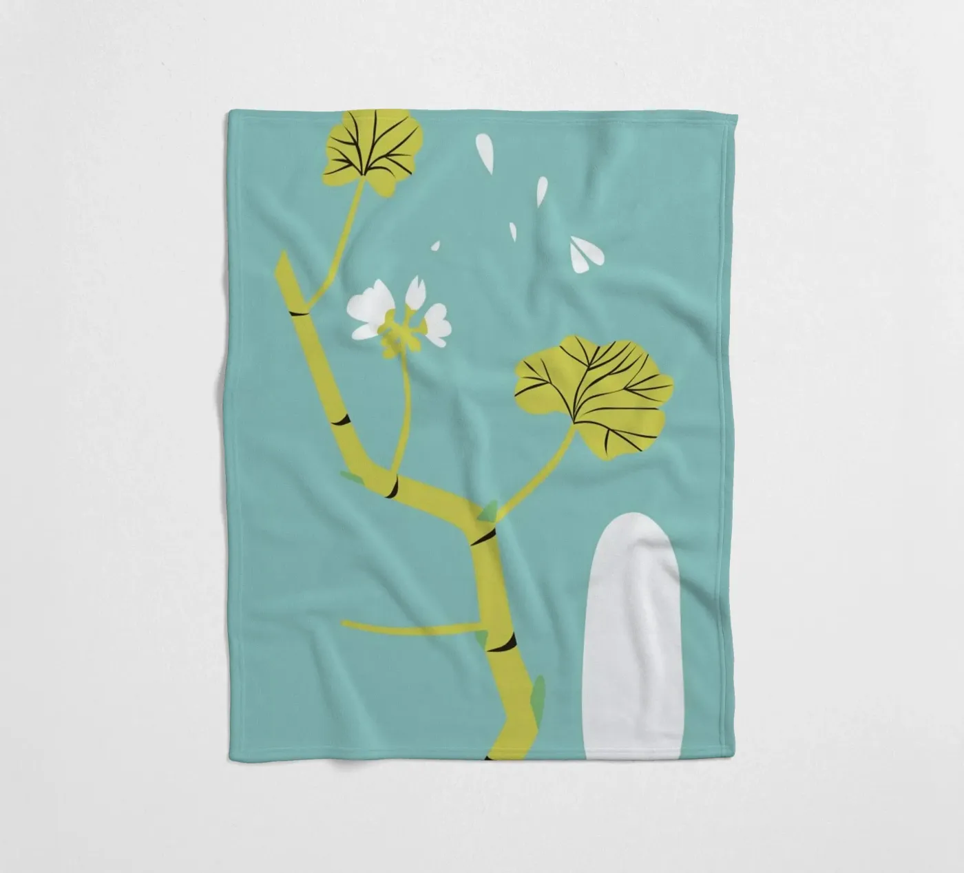 Geranium Blue Fleecedecke von Monika Aichele