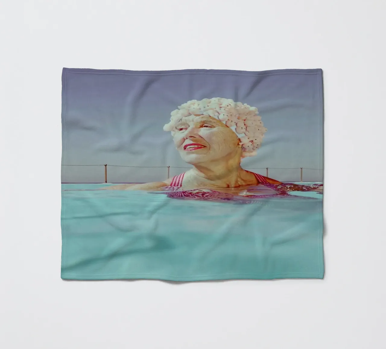 Kewpie 2 coperta in pile da Julian Wolkenstein