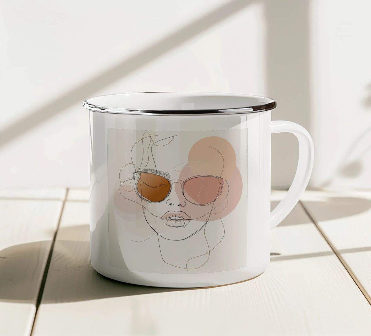 Womans face monoline tazza in smalto da Synthaira