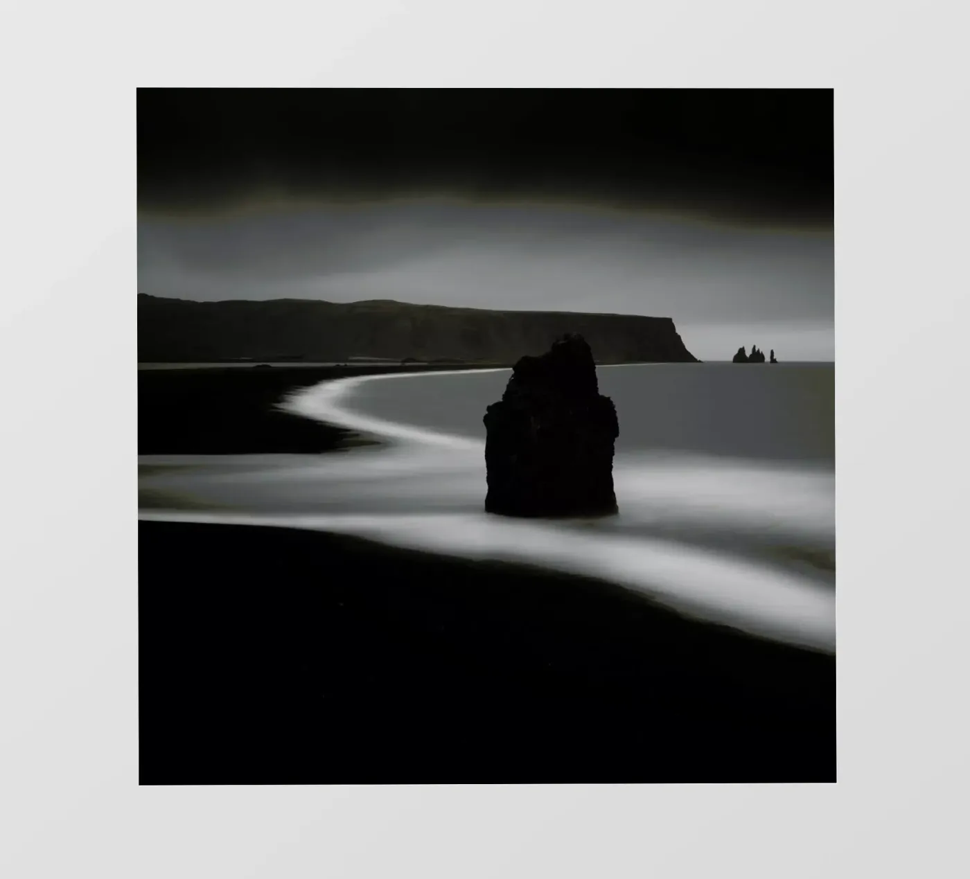 Dyrholaey pellicola backlit da Michael J. Reibert