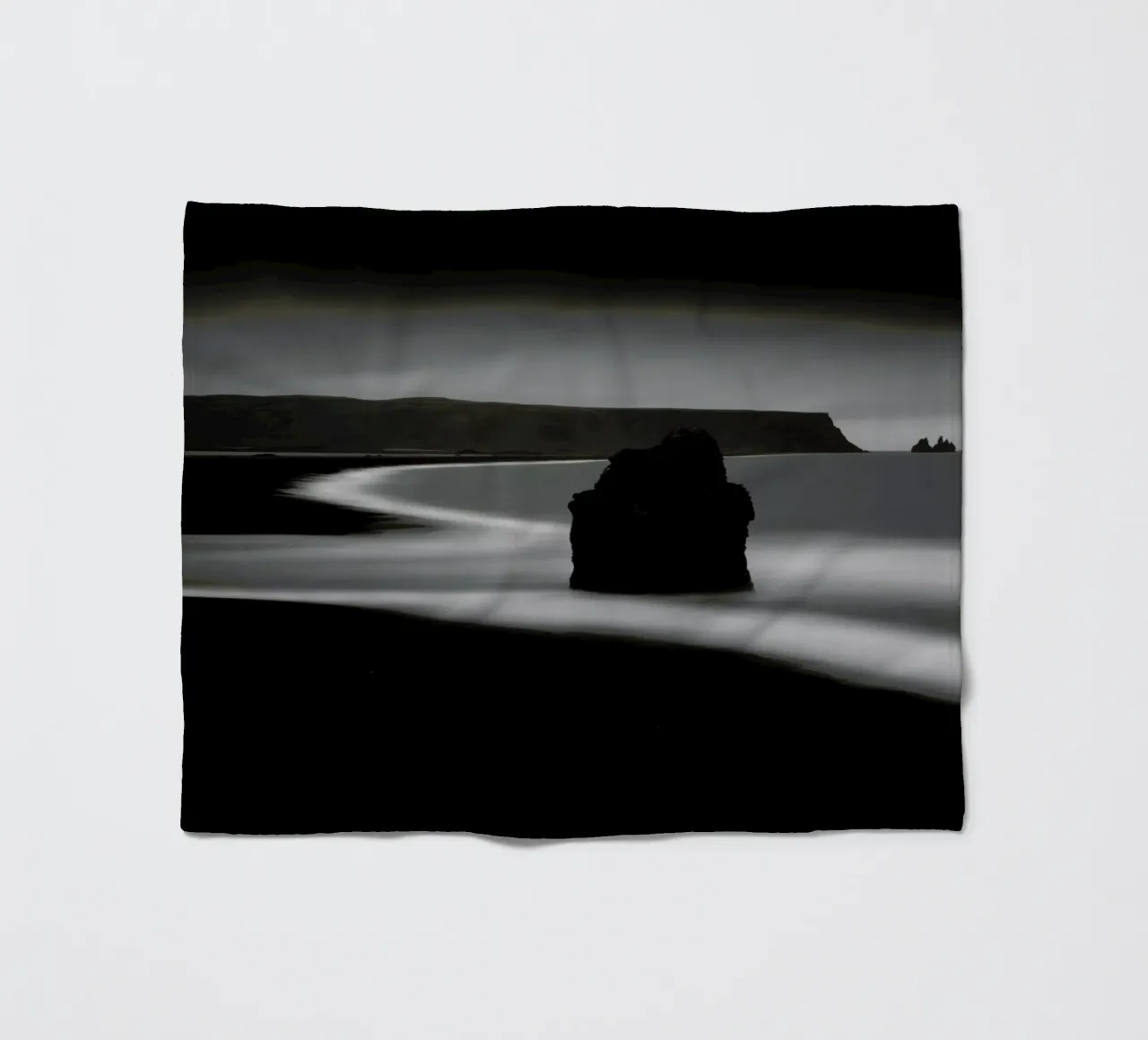 Dyrholaey coperta in pile da Michael J. Reibert