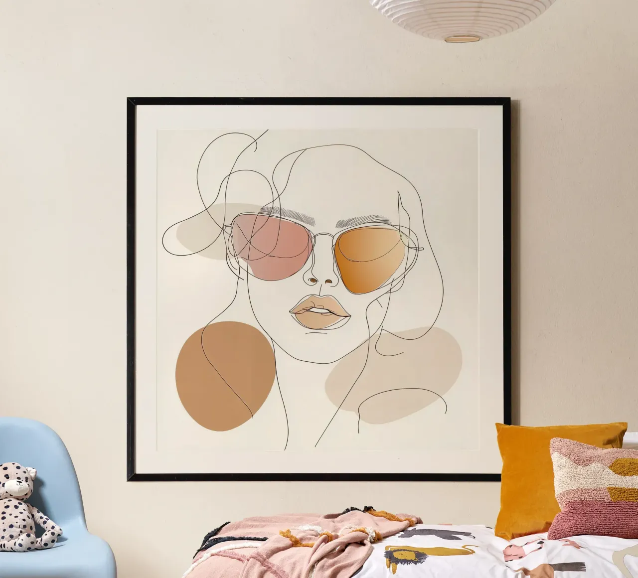 Golden Hour - Donna chic con occhiali da sole Line Art Poster poster con telaio in legno da Synthaira