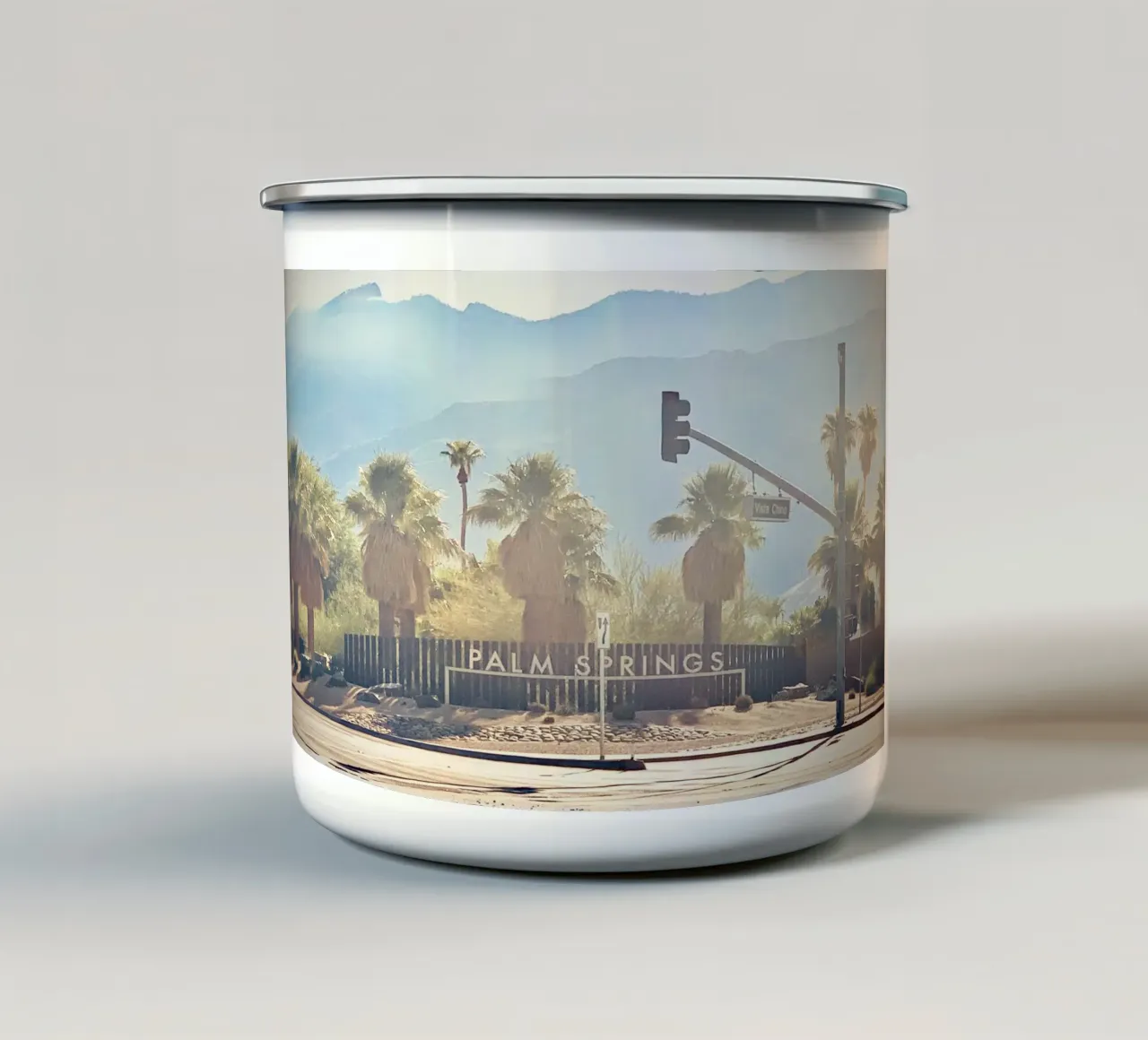 Palm Springs tazza in smalto da DF Design