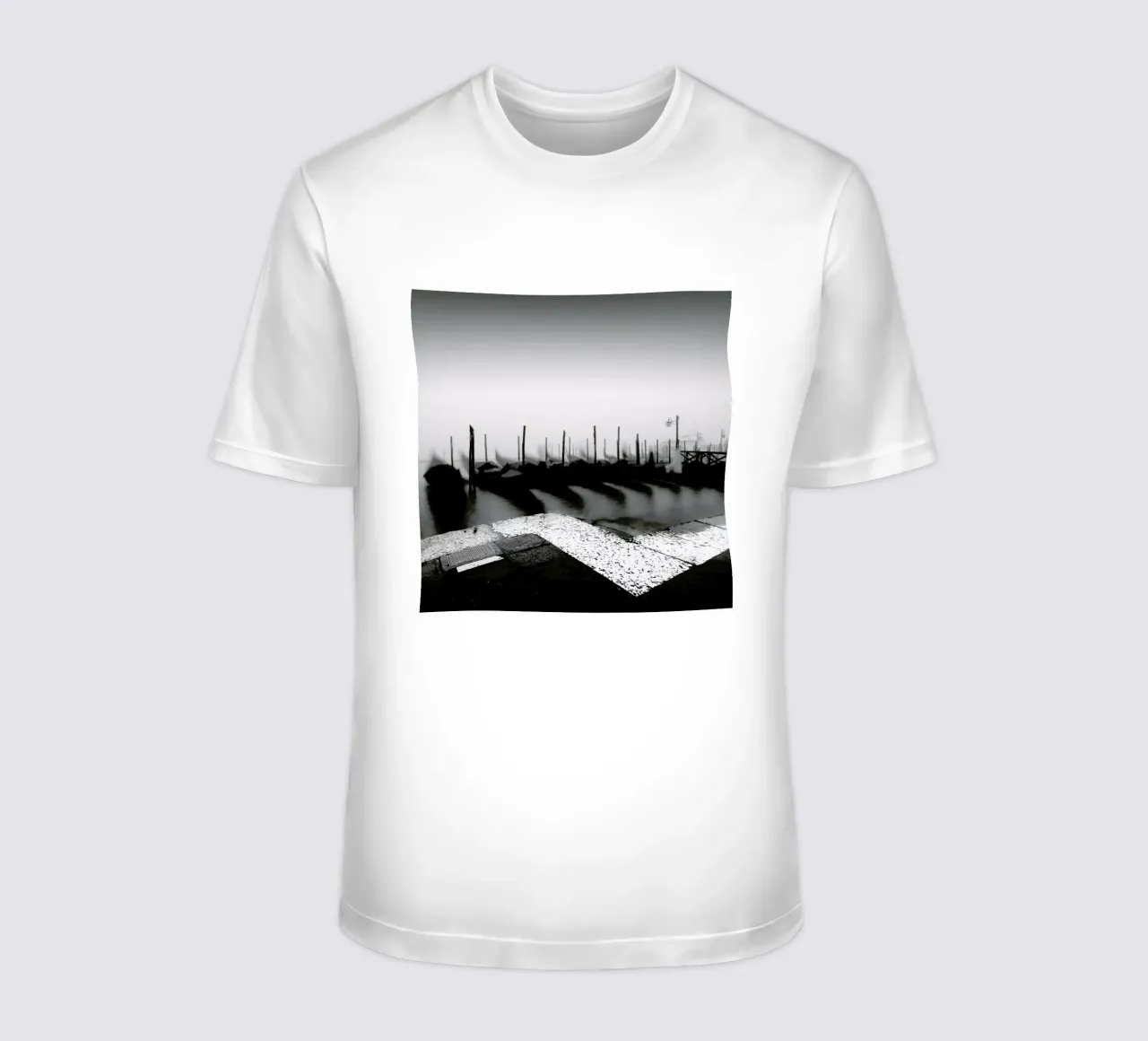 Gondola Study 2 T-Shirt von Michael J. Reibert