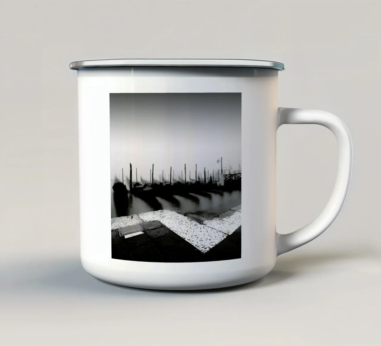 Gondola Study 2 tazza in smalto da Michael J. Reibert