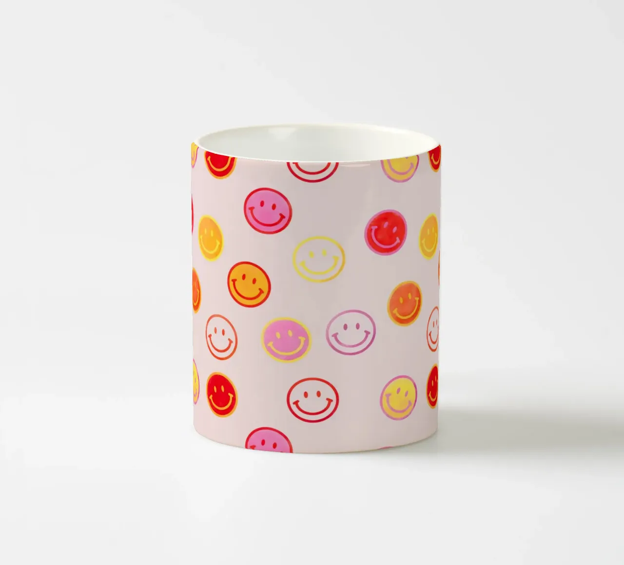 Smiling face colorful pattern in pink keramische mok van showmemars