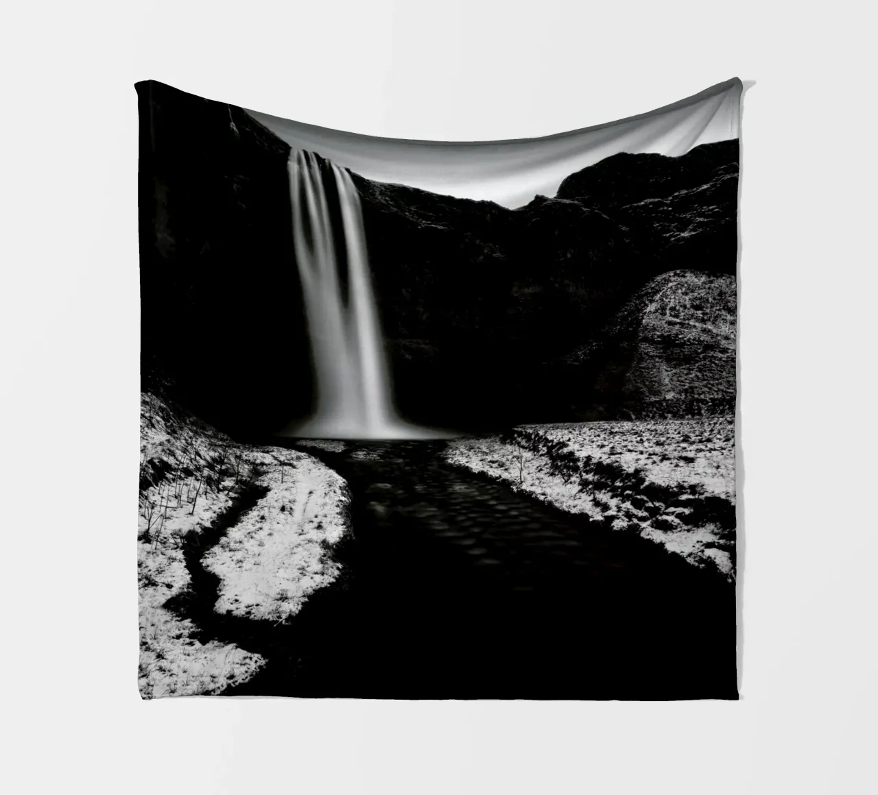 Seljalandsfoss, Island coperta in pile da Håggard Photography | Ronny Behnert