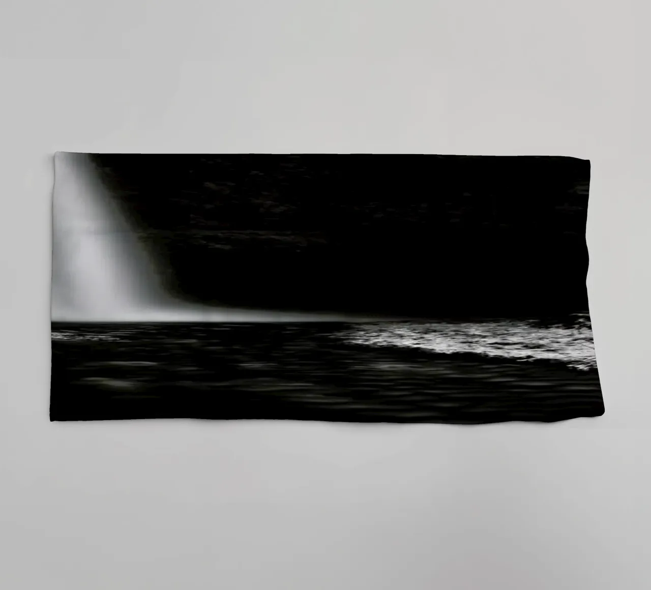 Seljalandsfoss, Island asciugamano da bagno da Håggard Photography | Ronny Behnert