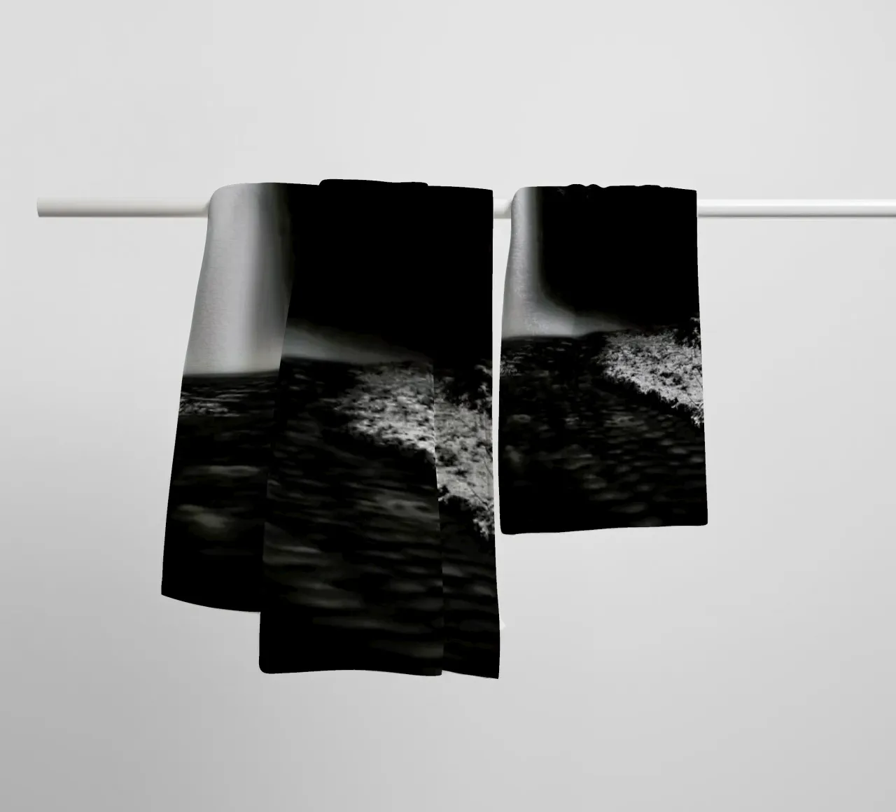 Seljalandsfoss, Island asciugamano da bagno da Håggard Photography | Ronny Behnert