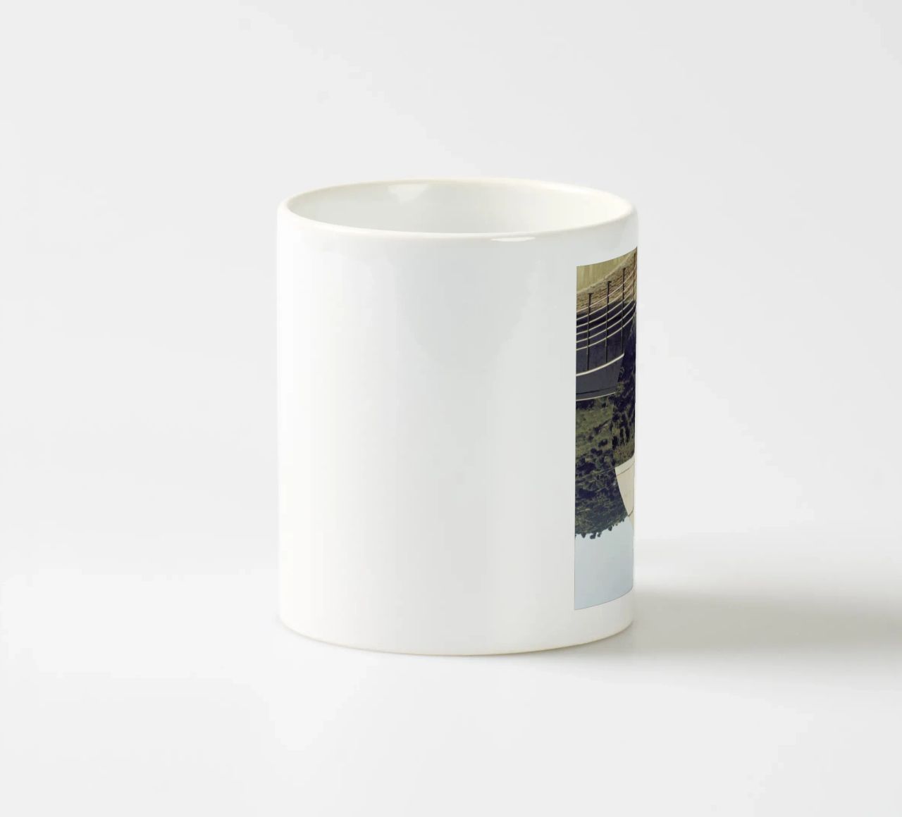Platforma tazza in ceramica da Nicolas Messaritis