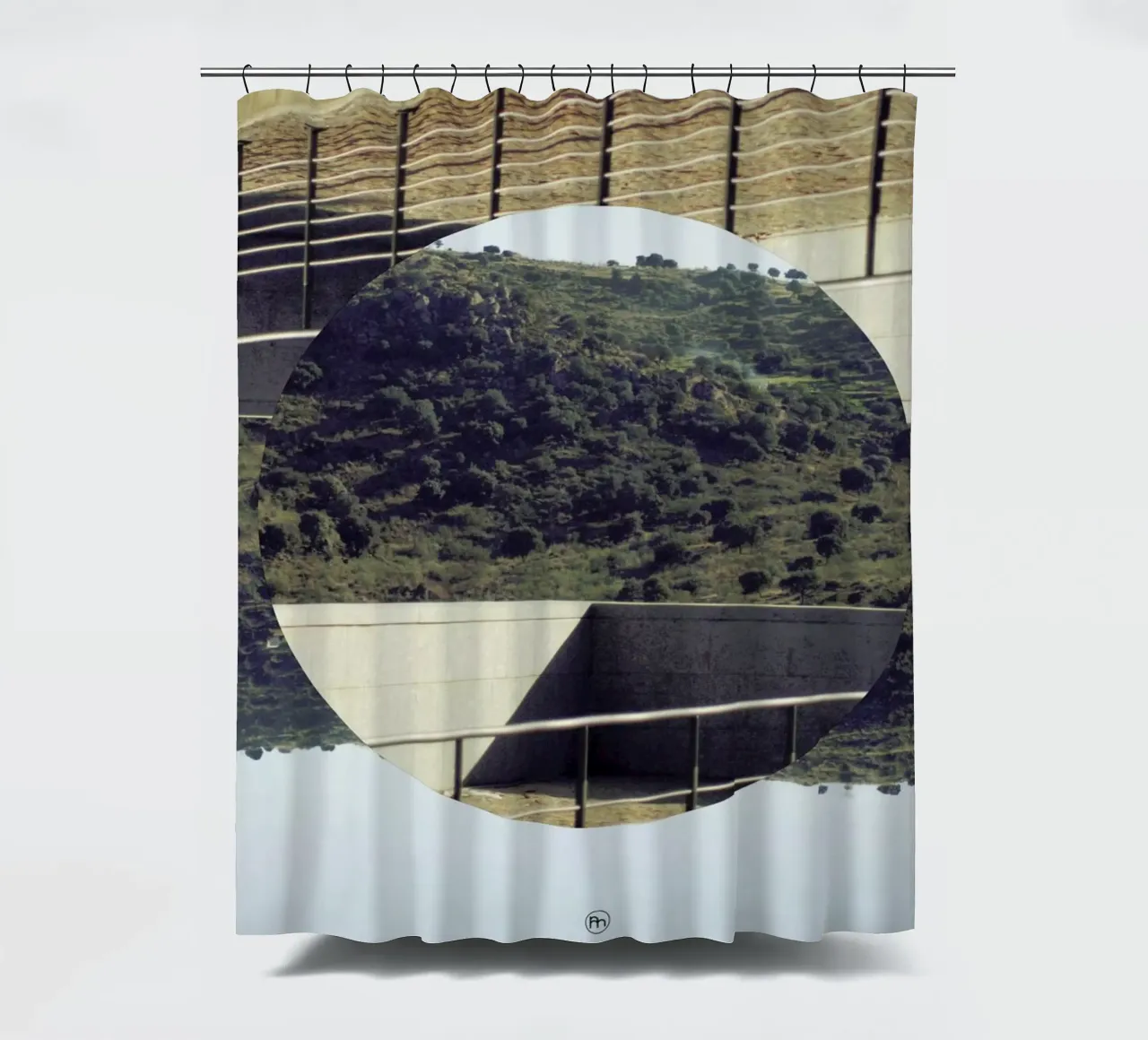 Platforma douchegordijn van Nicolas Messaritis