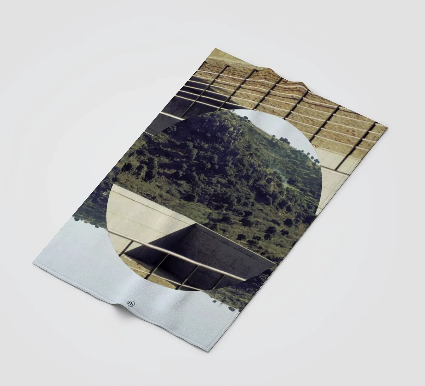 Platforma plaid polaire de Nicolas Messaritis