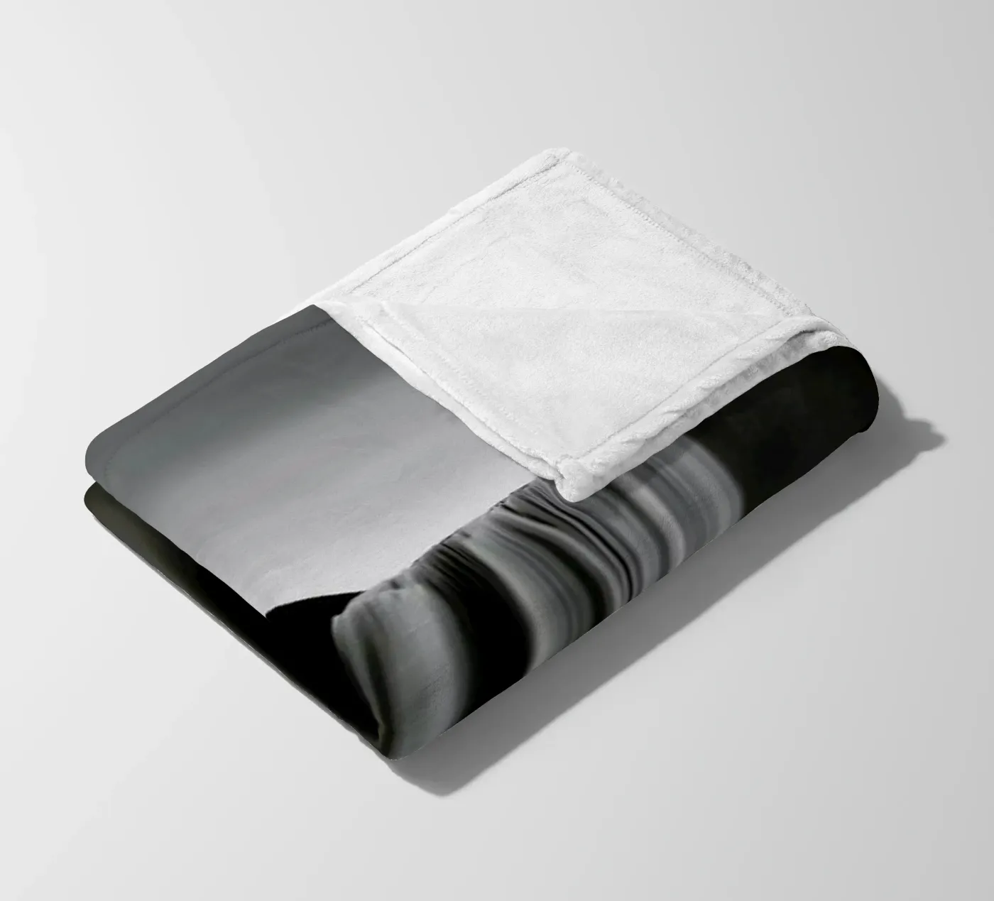 Skogafoss Study 2 Fleecedecke von Michael J. Reibert