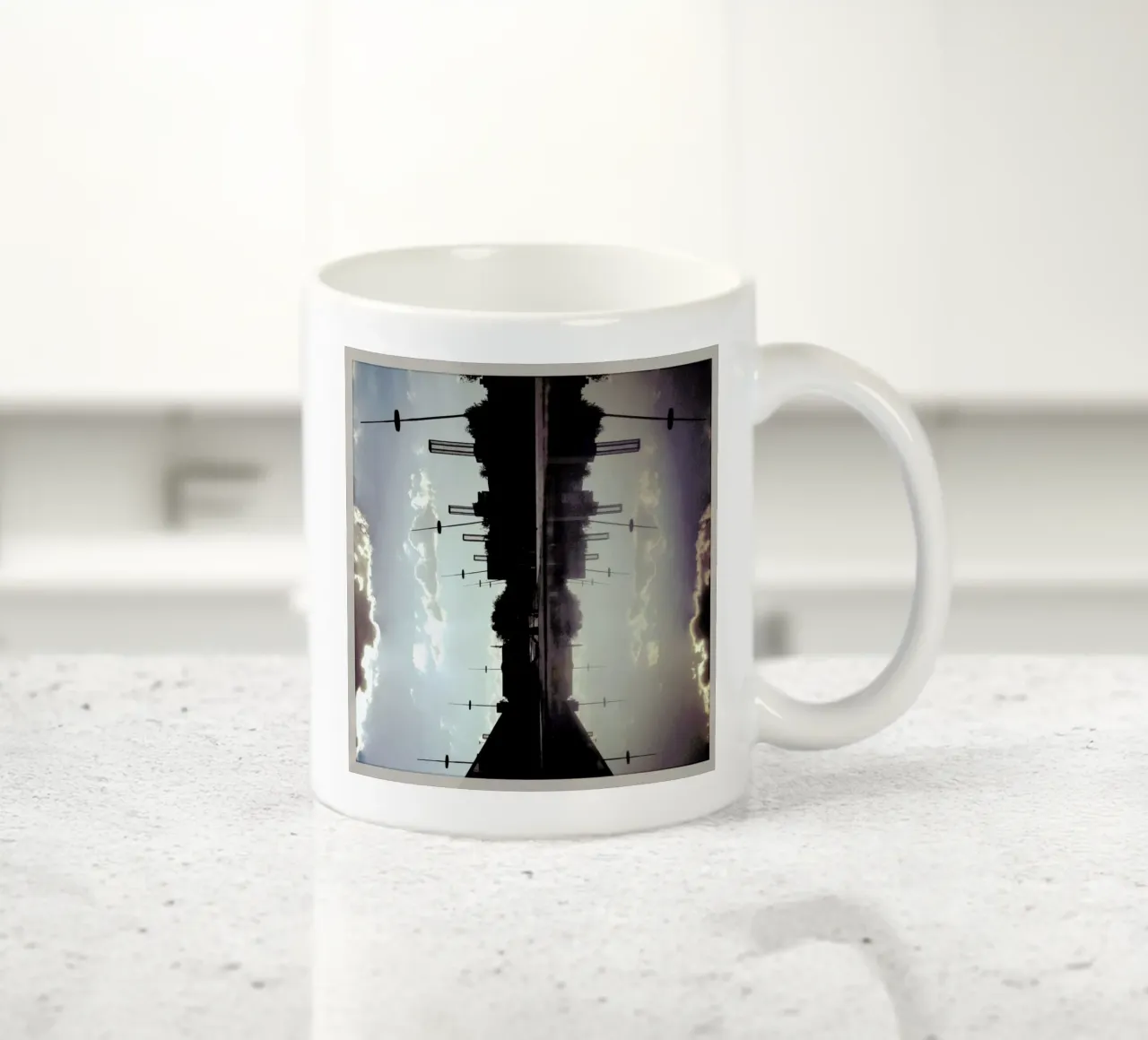 Space tazza in ceramica da Ballack Art House