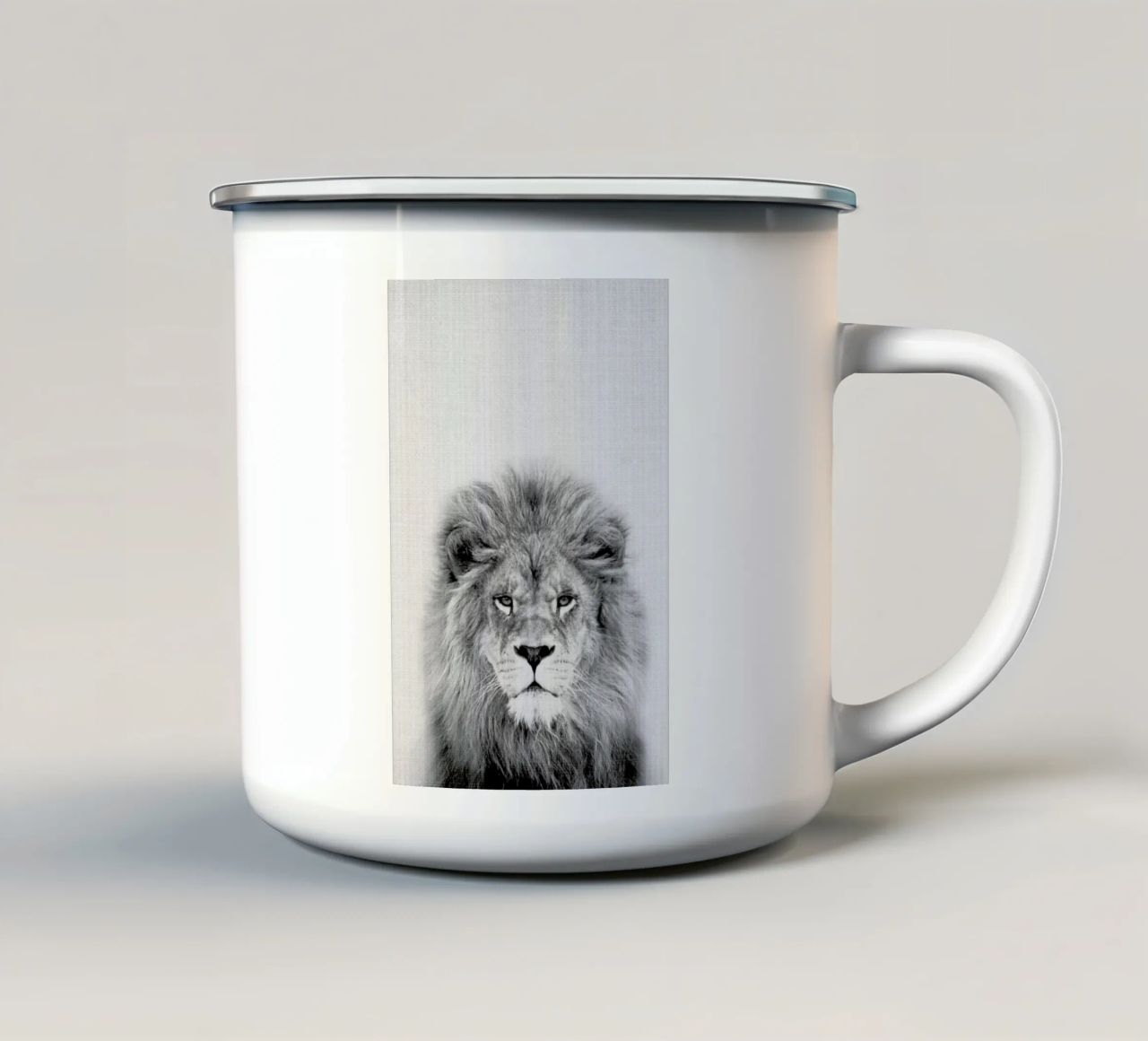 Lion tazza in smalto da Lila x Lola