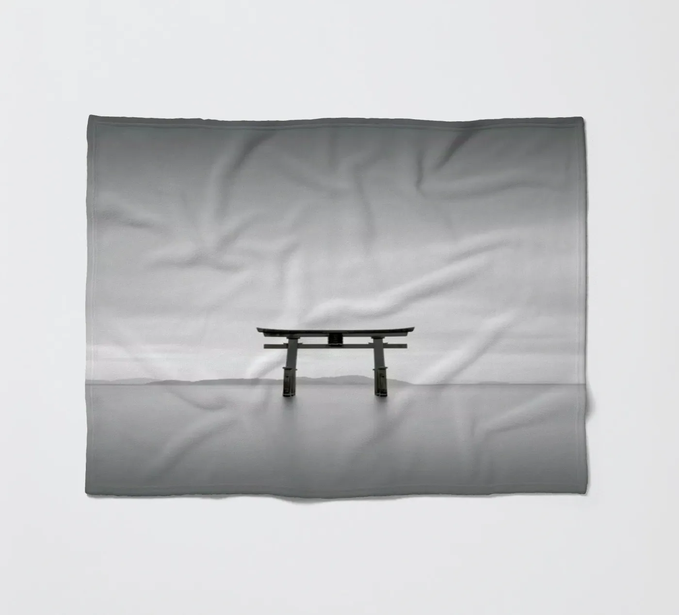 Torii Study 2 Fleecedecke von Michael J. Reibert