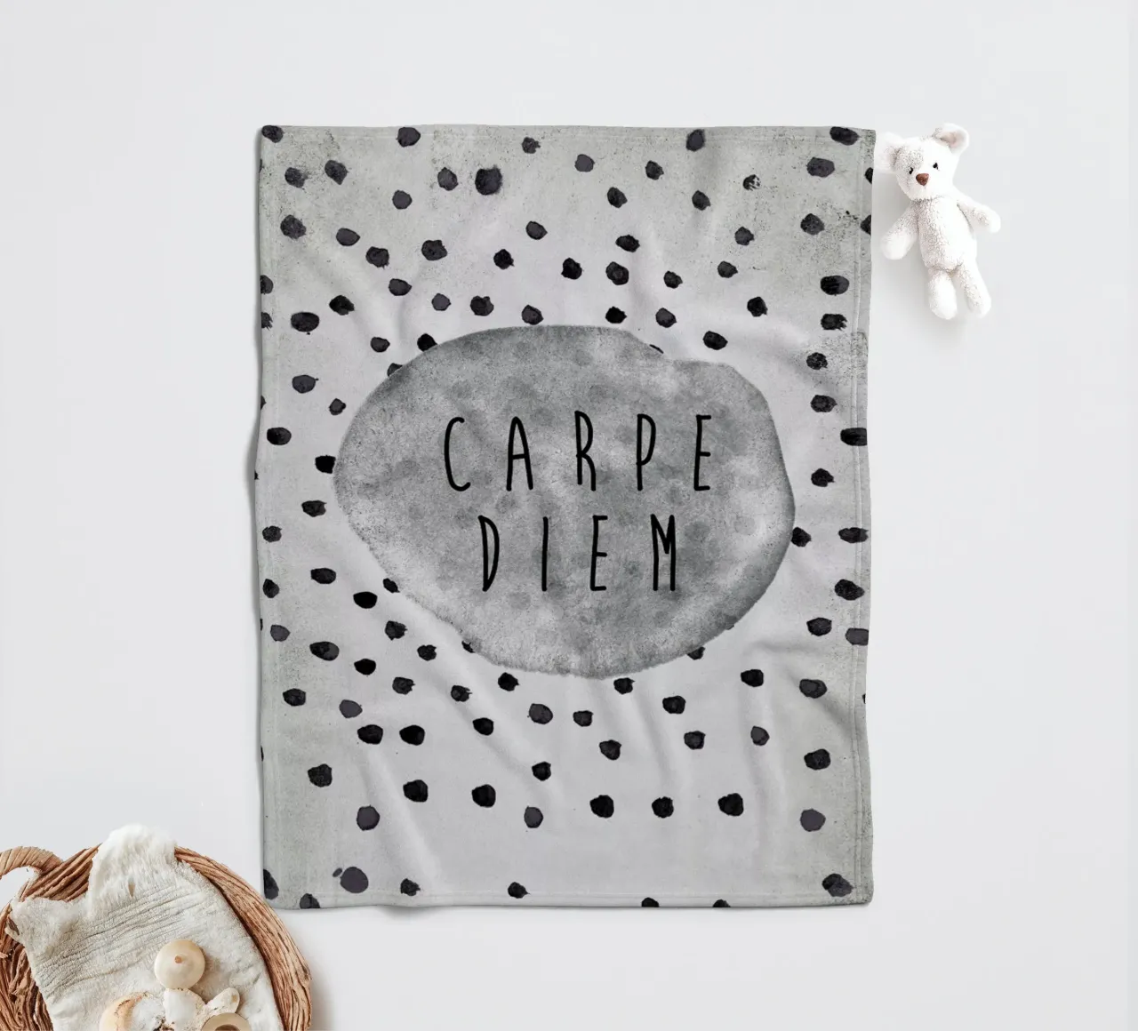 Carpe Diem coperta in pile da Vasare Nar